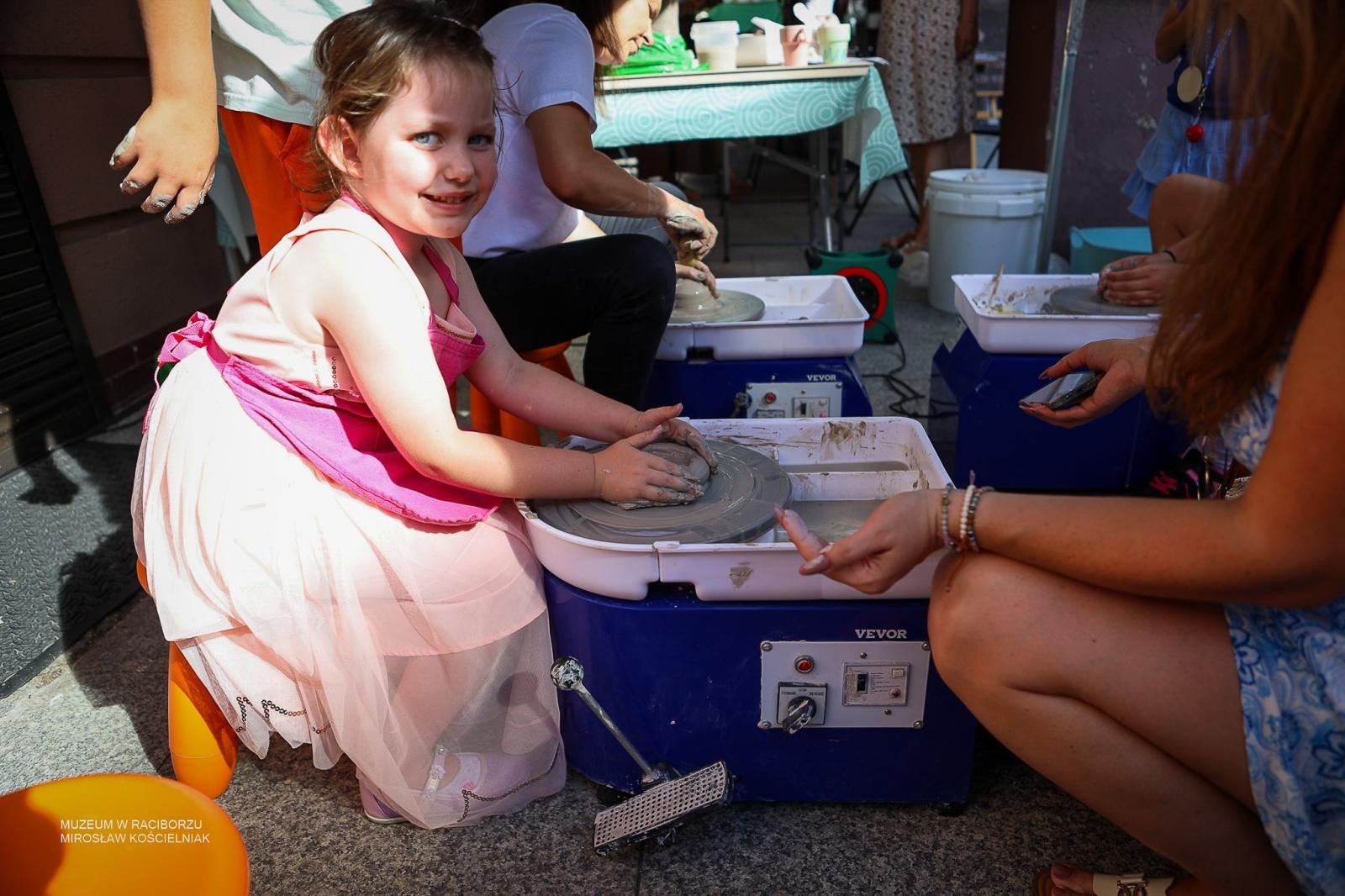 Zdjęcie w galerii na portalu naszraciborz.pl: Racibórz pełen nauki i muzealnych odkryć. Dwa festiwale za nami wiadomości z regionu