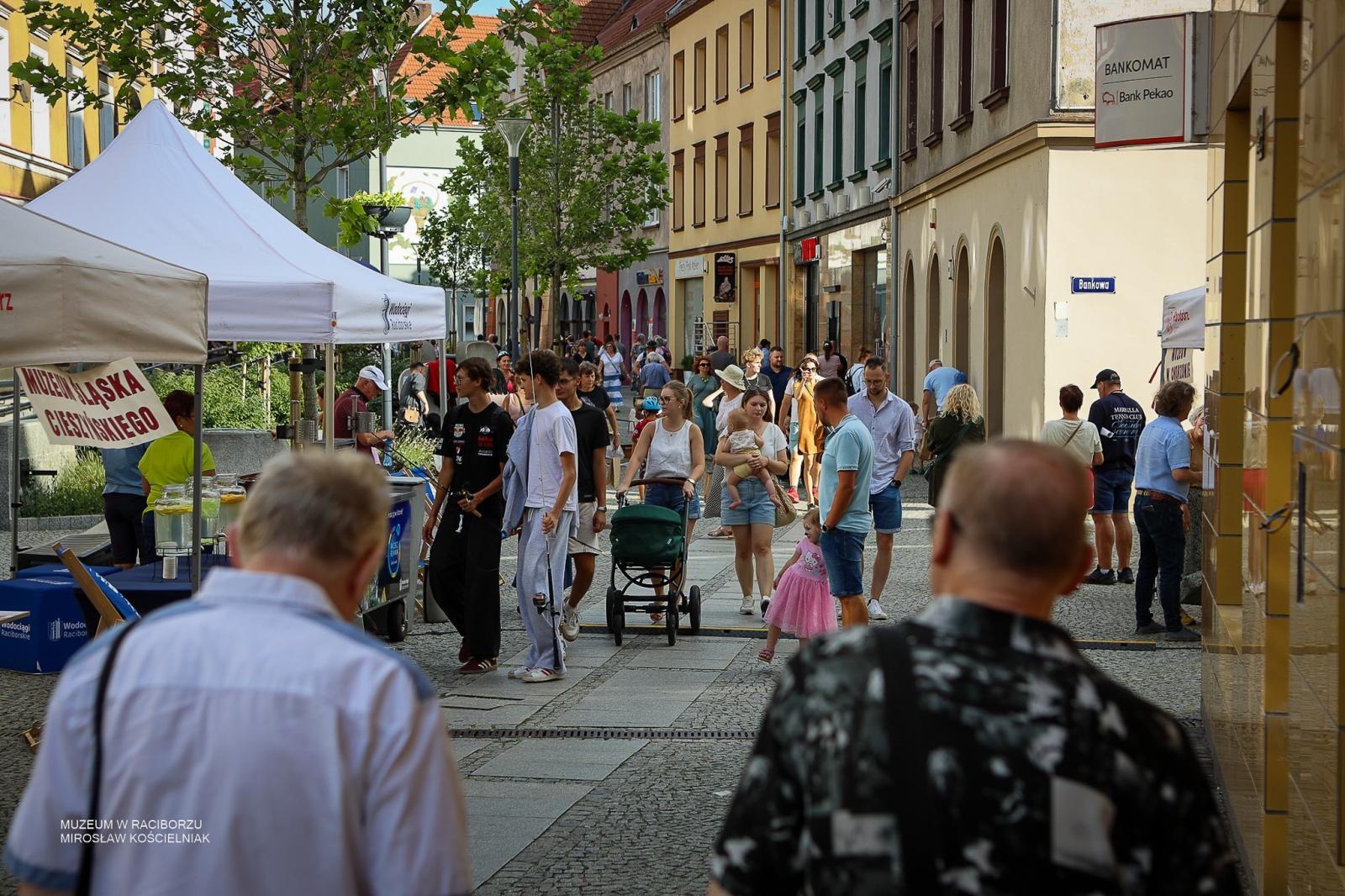 Zdjęcie w galerii na portalu naszraciborz.pl: Racibórz pełen nauki i muzealnych odkryć. Dwa festiwale za nami wiadomości z regionu