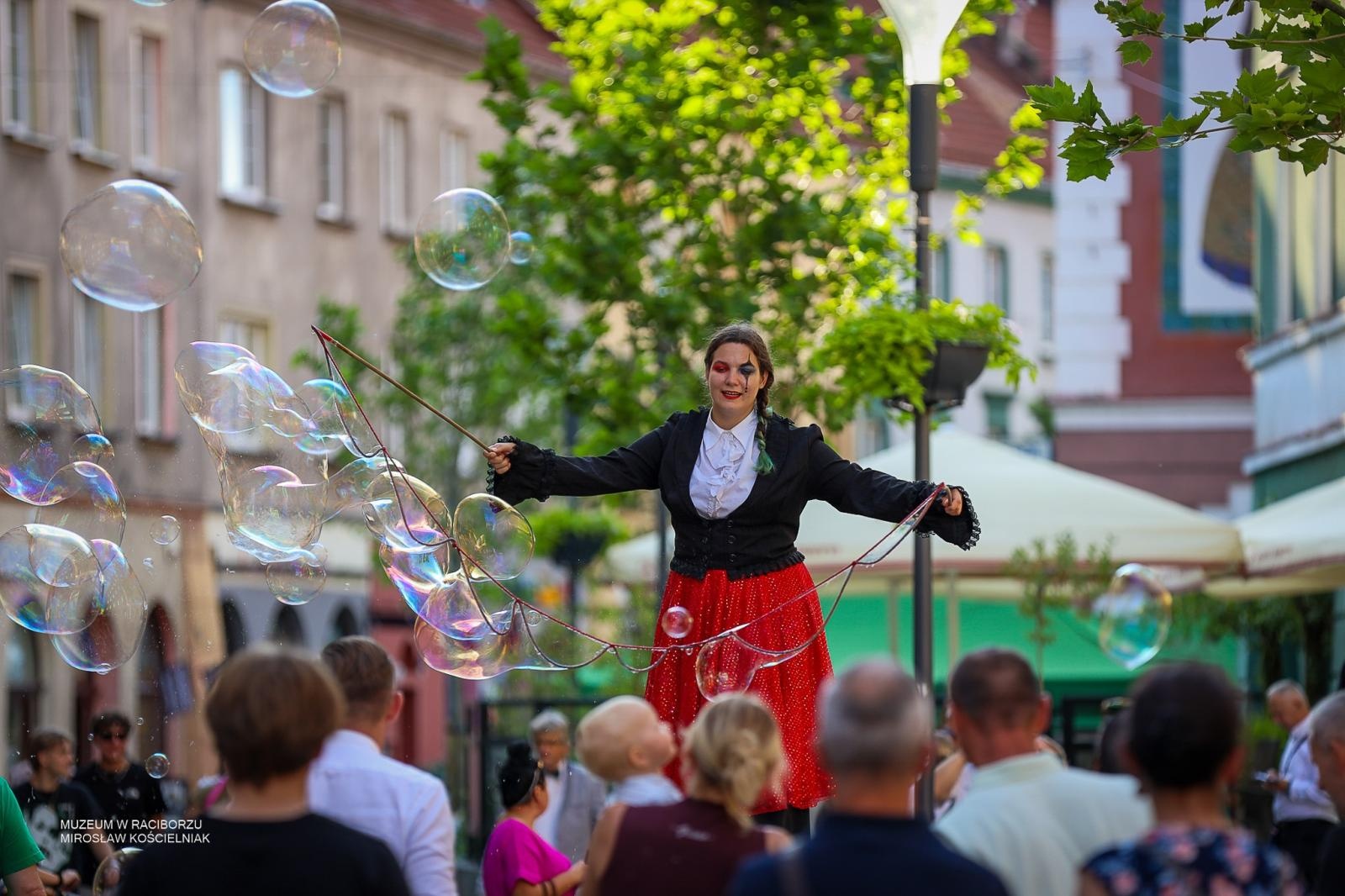 Zdjęcie w galerii na portalu naszraciborz.pl: Racibórz pełen nauki i muzealnych odkryć. Dwa festiwale za nami wiadomości z regionu