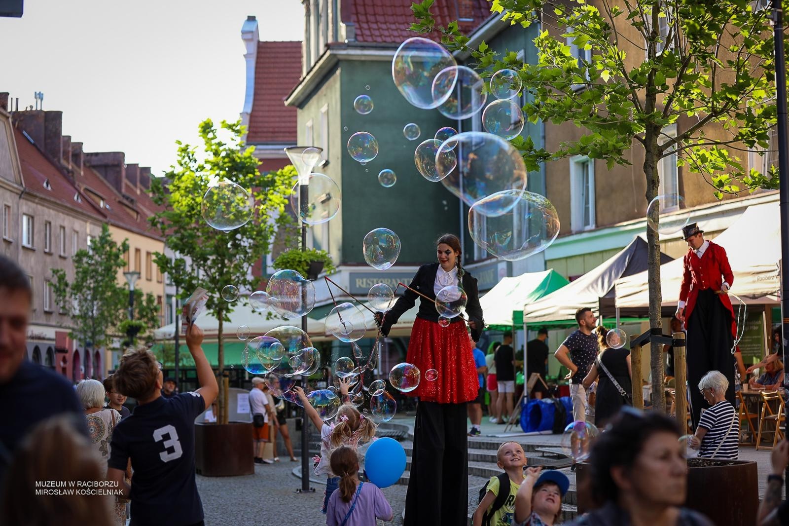 Zdjęcie w galerii na portalu naszraciborz.pl: Racibórz pełen nauki i muzealnych odkryć. Dwa festiwale za nami wiadomości z regionu