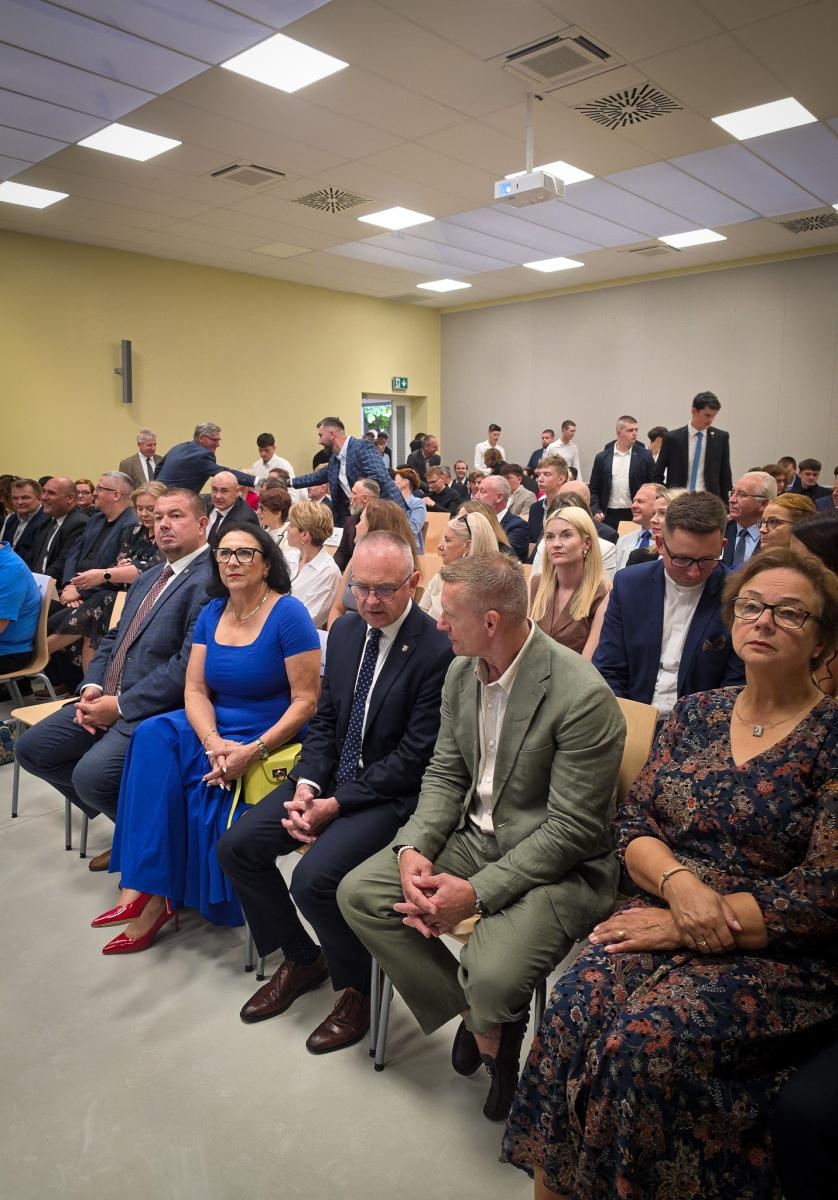 Zdjęcie w galerii na portalu naszraciborz.pl: Powiatowa inauguracja roku szkolnego 2026/2027 w Raciborzu [FOTO] wiadomości z regionu