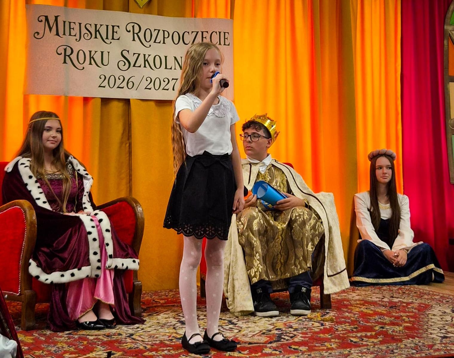 Zdjęcie w galerii na portalu naszraciborz.pl: Nowy rok szkolny rozpoczęty. Miejskie obchody w SP 18 wiadomości z regionu