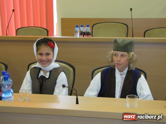 Zdjęcie w galerii na portalu naszraciborz.pl: Zatańczą Serbowie, Chorwaci i Ukraińcy... wiadomości z regionu