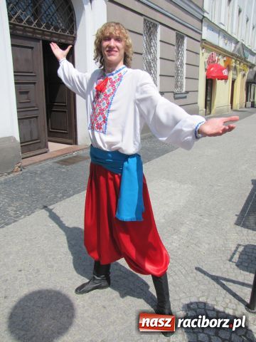 Zdjęcie w galerii na portalu naszraciborz.pl: Zatańczą Serbowie, Chorwaci i Ukraińcy... wiadomości z regionu