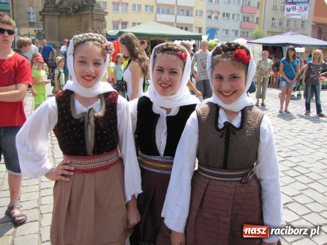 Zdjęcie w galerii na portalu naszraciborz.pl: Zatańczą Serbowie, Chorwaci i Ukraińcy... wiadomości z regionu