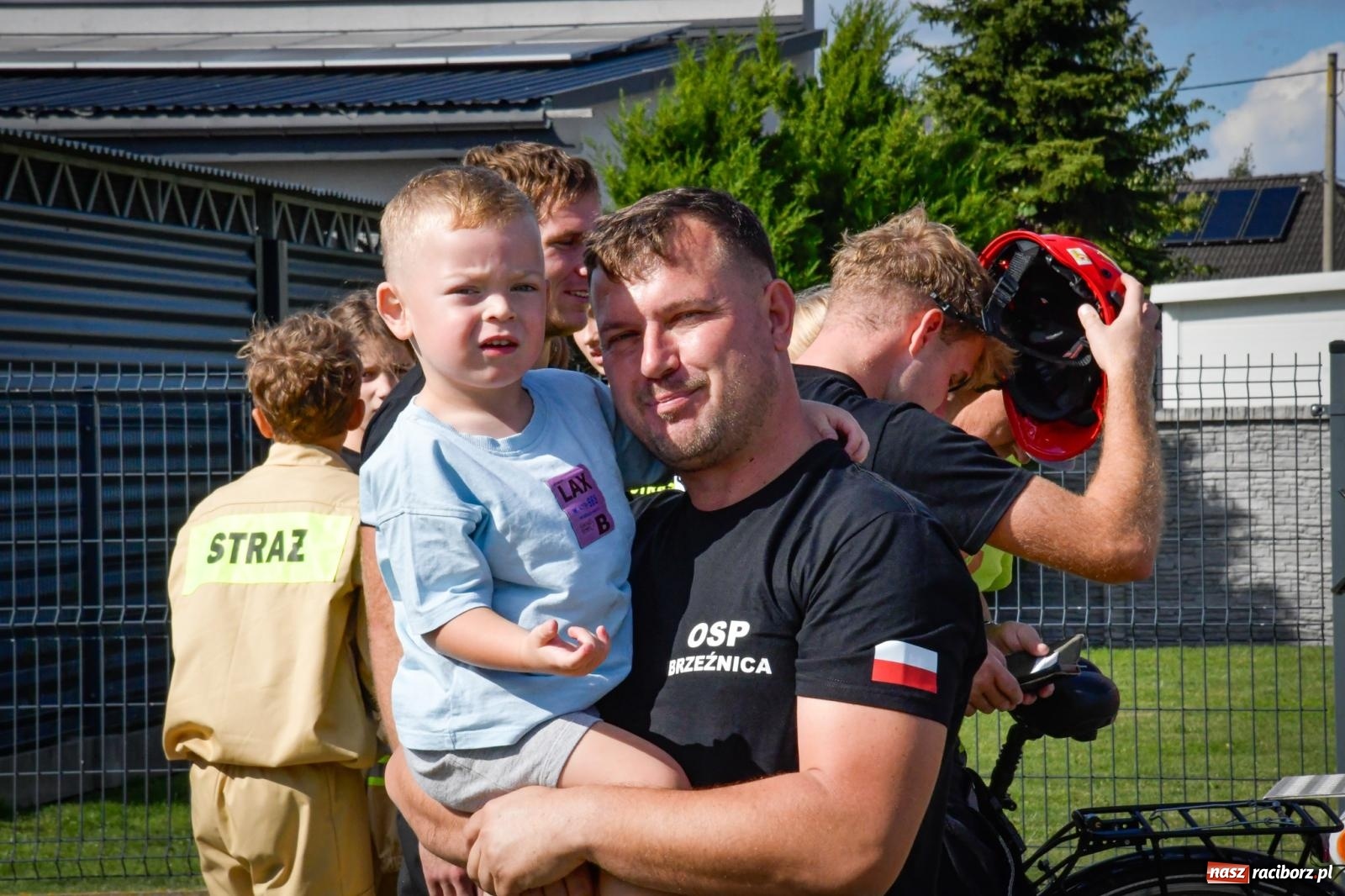 Zdjęcie w galerii na portalu naszraciborz.pl: Gospodarze, Gamów i Rudnik triumfują w gminnych zawodach sportowo-pożarniczych w Sławikowie [FOTO i WIDEO] wiadomości z regionu