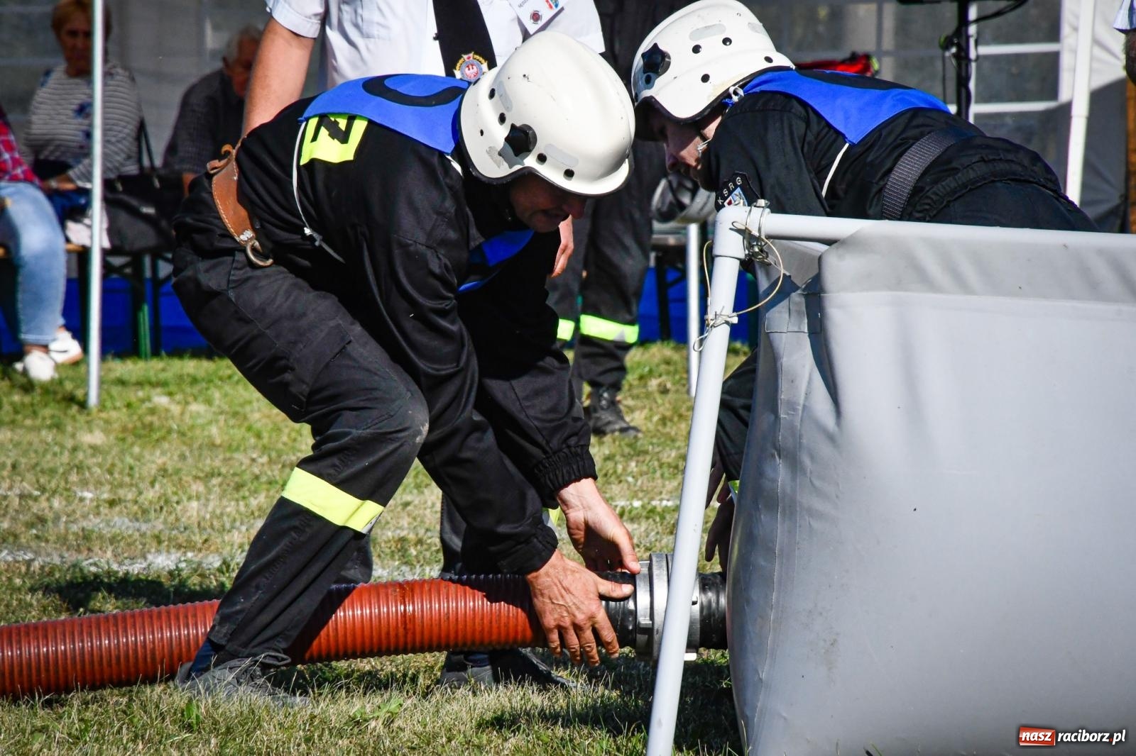 Zdjęcie w galerii na portalu naszraciborz.pl: Gospodarze, Gamów i Rudnik triumfują w gminnych zawodach sportowo-pożarniczych w Sławikowie [FOTO i WIDEO] wiadomości z regionu