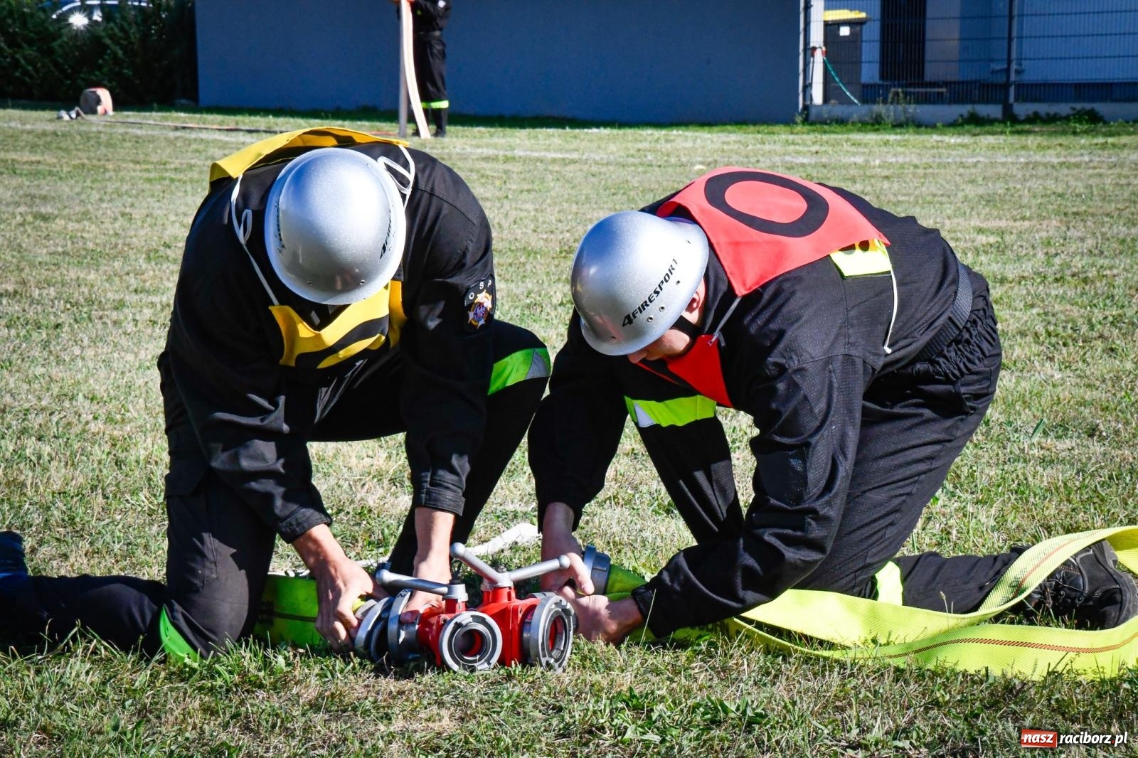 Zdjęcie w galerii na portalu naszraciborz.pl: Gospodarze, Gamów i Rudnik triumfują w gminnych zawodach sportowo-pożarniczych w Sławikowie [FOTO i WIDEO] wiadomości z regionu