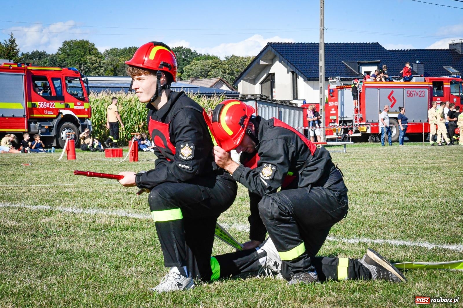 Zdjęcie w galerii na portalu naszraciborz.pl: Gospodarze, Gamów i Rudnik triumfują w gminnych zawodach sportowo-pożarniczych w Sławikowie [FOTO i WIDEO] wiadomości z regionu