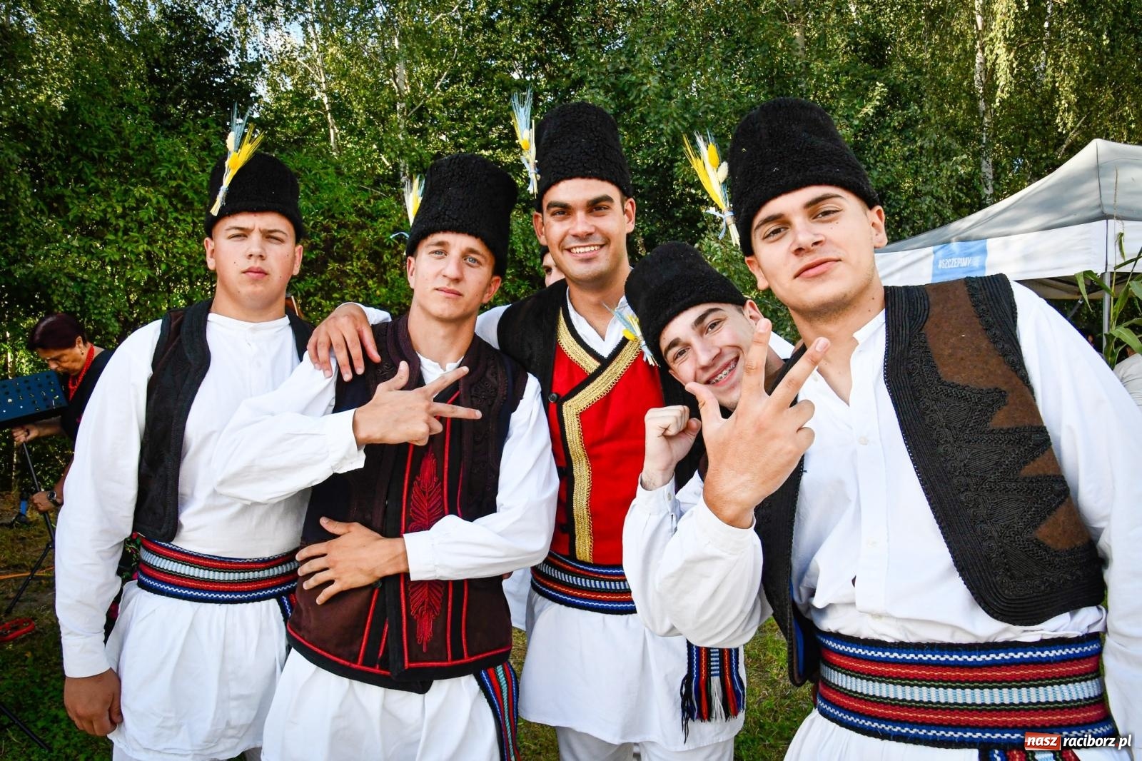 Zdjęcie w galerii na portalu naszraciborz.pl: Dożynki wiejsko-parafialne w Kobyli. Tradycja, folklor i rodzinna zabawa w międzynarodowym towarzystwie [FOTO i WIDEO] wiadomości z regionu