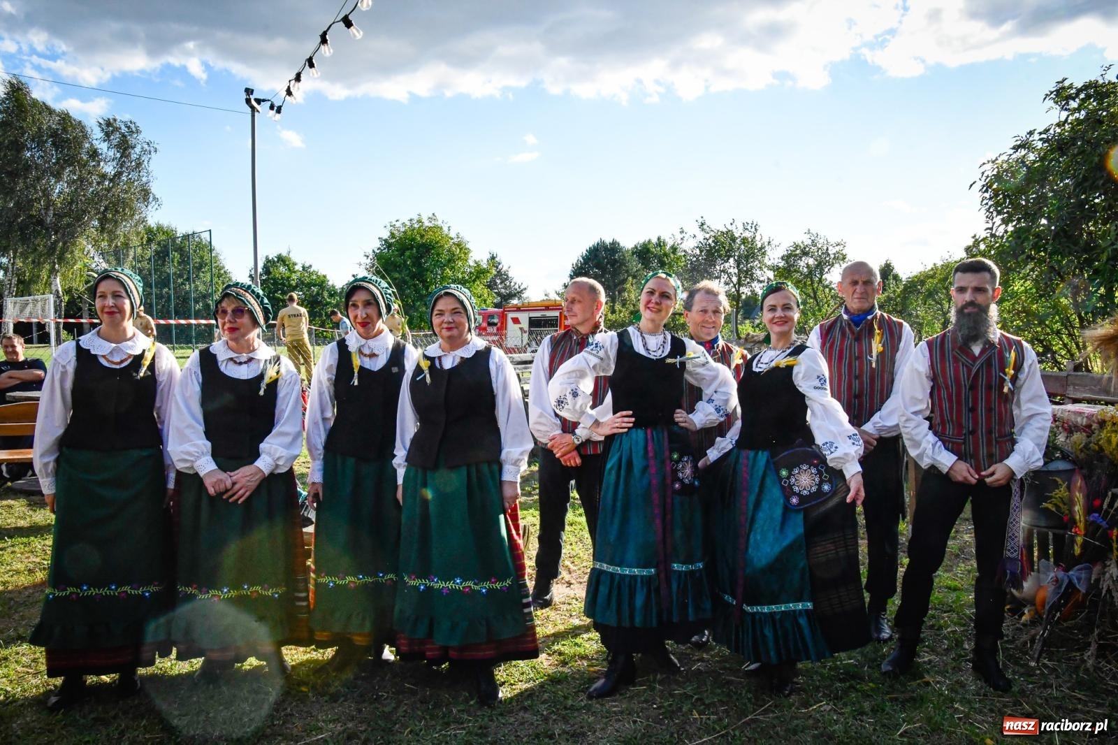 Zdjęcie w galerii na portalu naszraciborz.pl: Dożynki wiejsko-parafialne w Kobyli. Tradycja, folklor i rodzinna zabawa w międzynarodowym towarzystwie [FOTO i WIDEO] wiadomości z regionu
