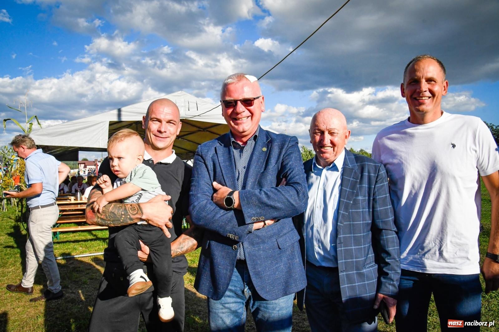 Zdjęcie w galerii na portalu naszraciborz.pl: Dożynki wiejsko-parafialne w Kobyli. Tradycja, folklor i rodzinna zabawa w międzynarodowym towarzystwie [FOTO i WIDEO] wiadomości z regionu