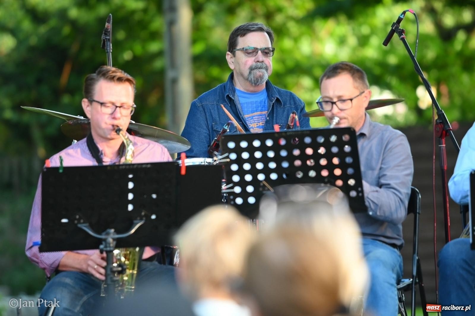 Zdjęcie w galerii na portalu naszraciborz.pl: Jazzowy wieczór w Ogrodzie Strzechy  wiadomości z regionu
