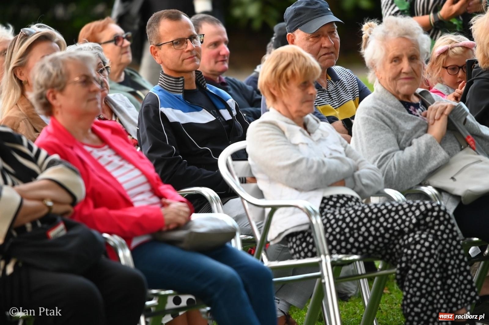 Zdjęcie w galerii na portalu naszraciborz.pl: Jazzowy wieczór w Ogrodzie Strzechy  wiadomości z regionu