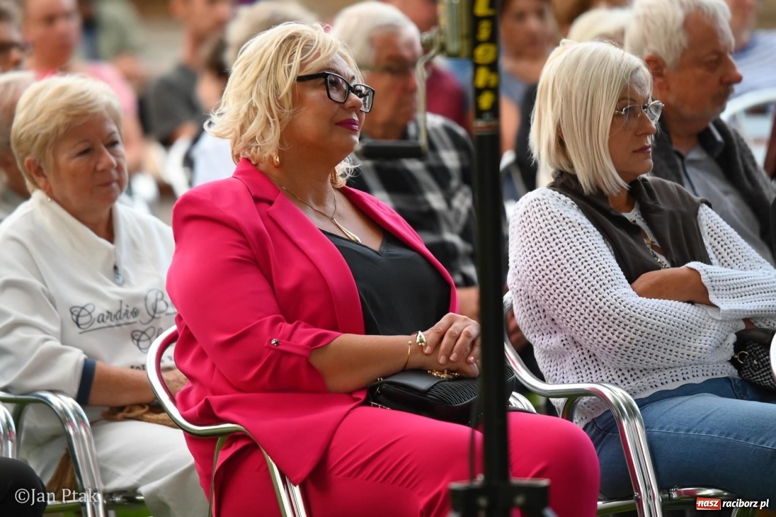 Zdjęcie w galerii na portalu naszraciborz.pl: Jazzowy wieczór w Ogrodzie Strzechy  wiadomości z regionu