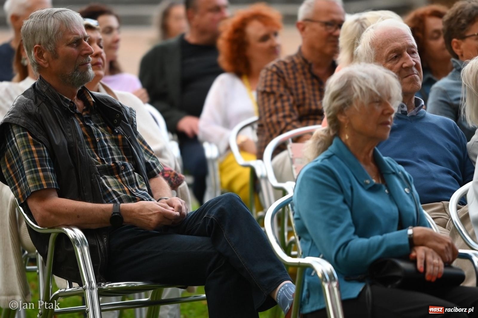 Zdjęcie w galerii na portalu naszraciborz.pl: Jazzowy wieczór w Ogrodzie Strzechy  wiadomości z regionu
