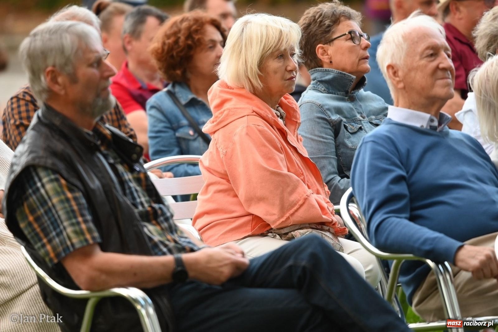 Zdjęcie w galerii na portalu naszraciborz.pl: Jazzowy wieczór w Ogrodzie Strzechy  wiadomości z regionu