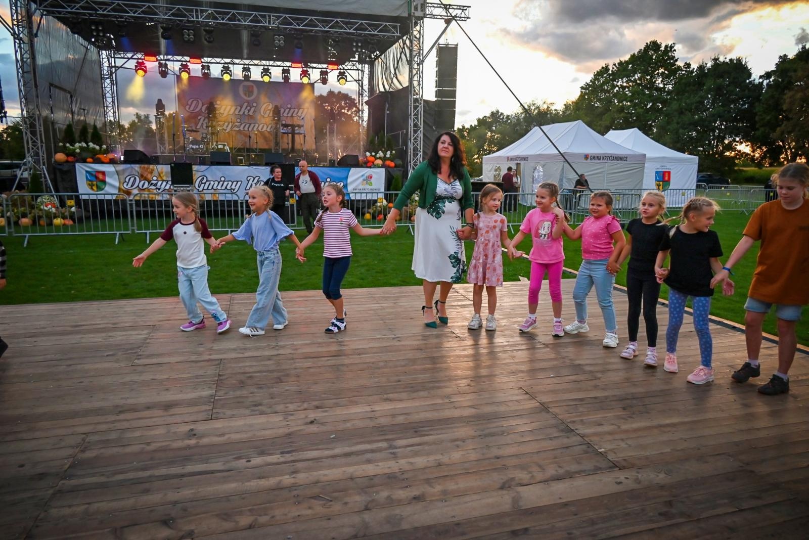 Zdjęcie w galerii na portalu naszraciborz.pl: Dożynki w Bieńkowicach. Pierwszy dzień za nami, dziś korowód, kabaret i zabawa [FOTO] wiadomości z regionu