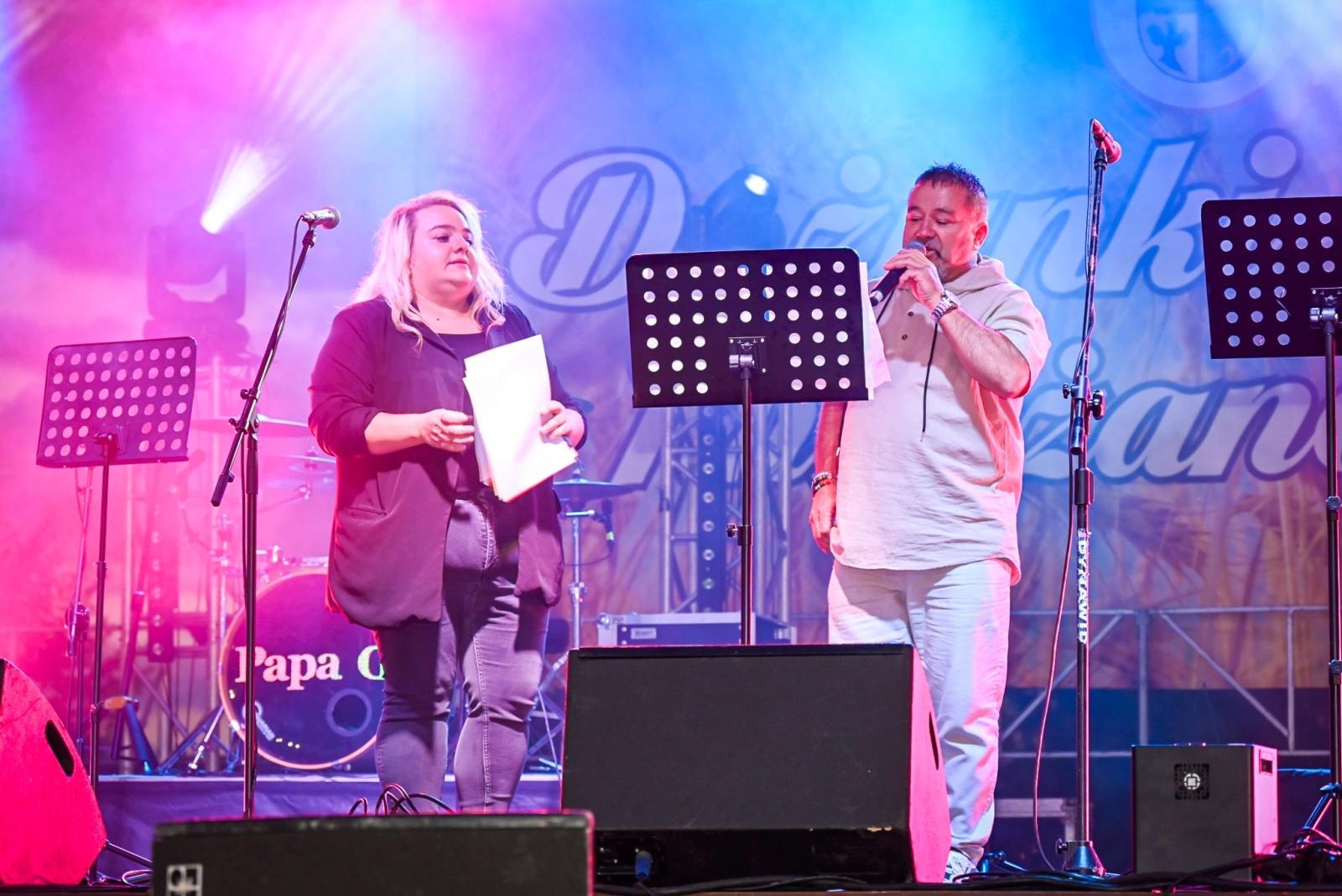 Zdjęcie w galerii na portalu naszraciborz.pl: Dożynki w Bieńkowicach. Pierwszy dzień za nami, dziś korowód, kabaret i zabawa [FOTO] wiadomości z regionu