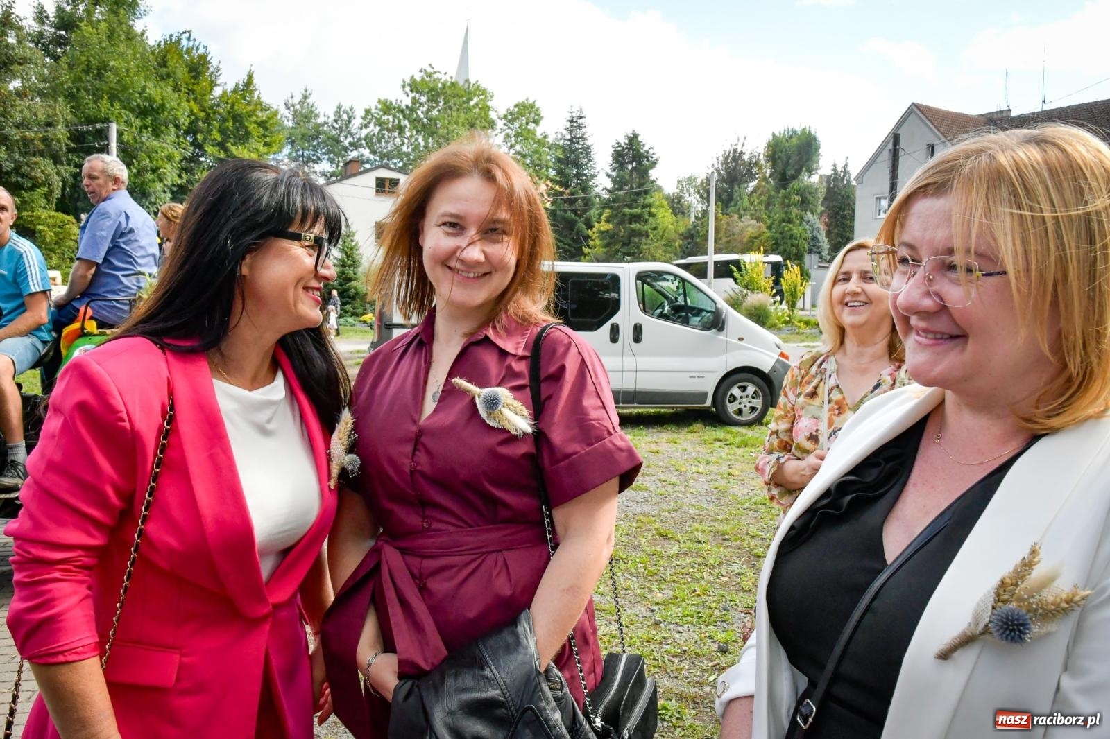 Zdjęcie w galerii na portalu naszraciborz.pl: Krowiarki gospodarzem dożynek gminy Pietrowice Wielkie. Korowód i pomnik Ciapka wiadomości z regionu