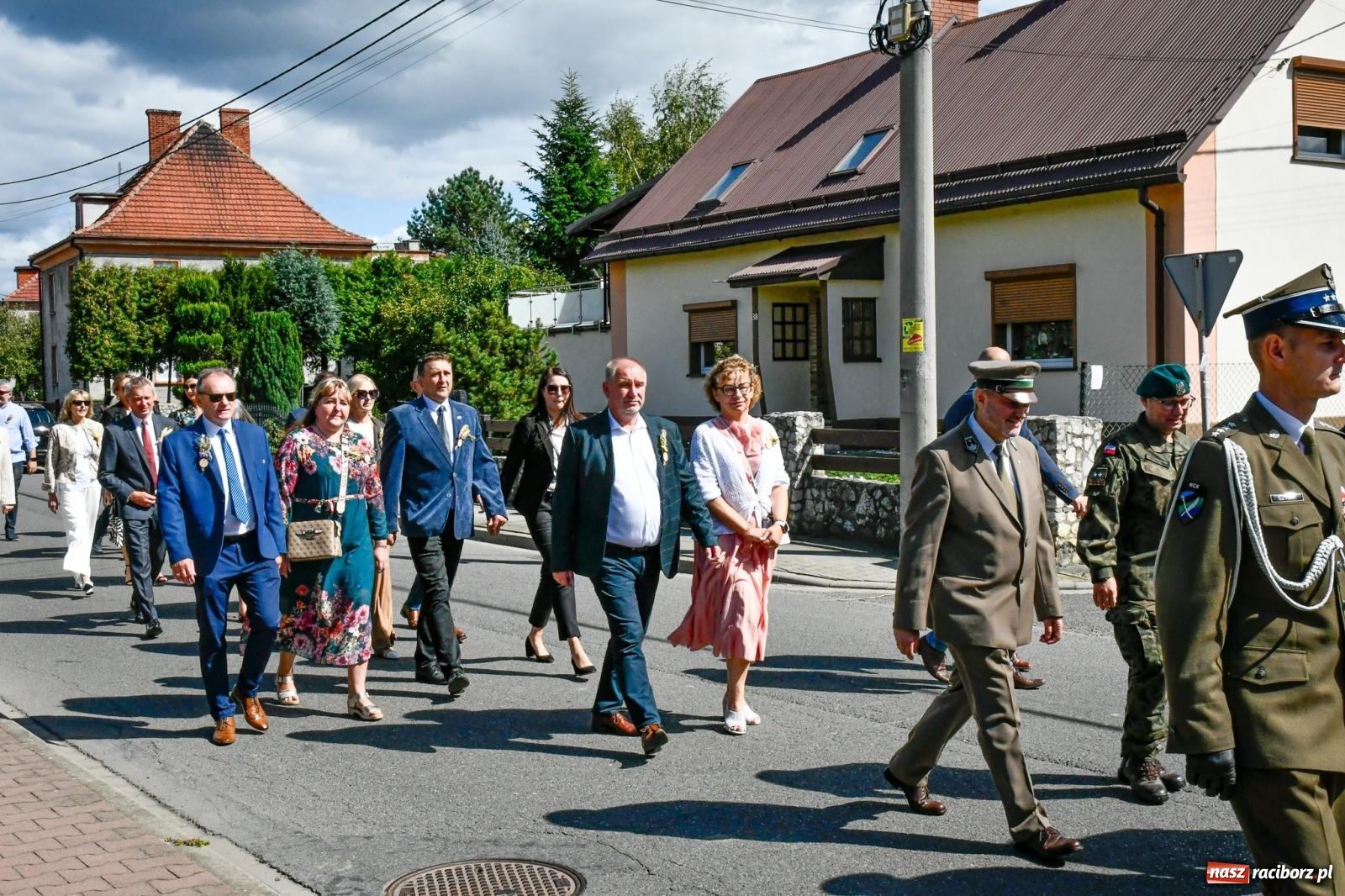 Zdjęcie w galerii na portalu naszraciborz.pl: Dożynki miejskie w Płoni. Racibórz dziękuje za plony wiadomości z regionu