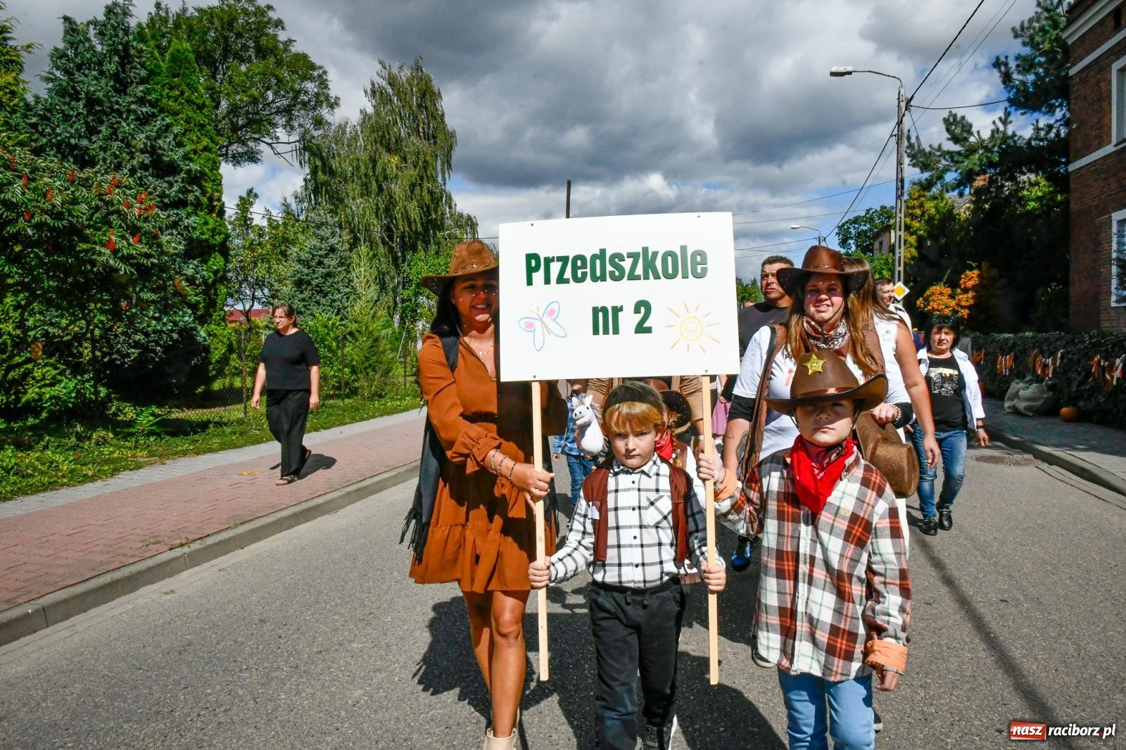 Zdjęcie w galerii na portalu naszraciborz.pl: Dożynki miejskie w Płoni. Racibórz dziękuje za plony wiadomości z regionu