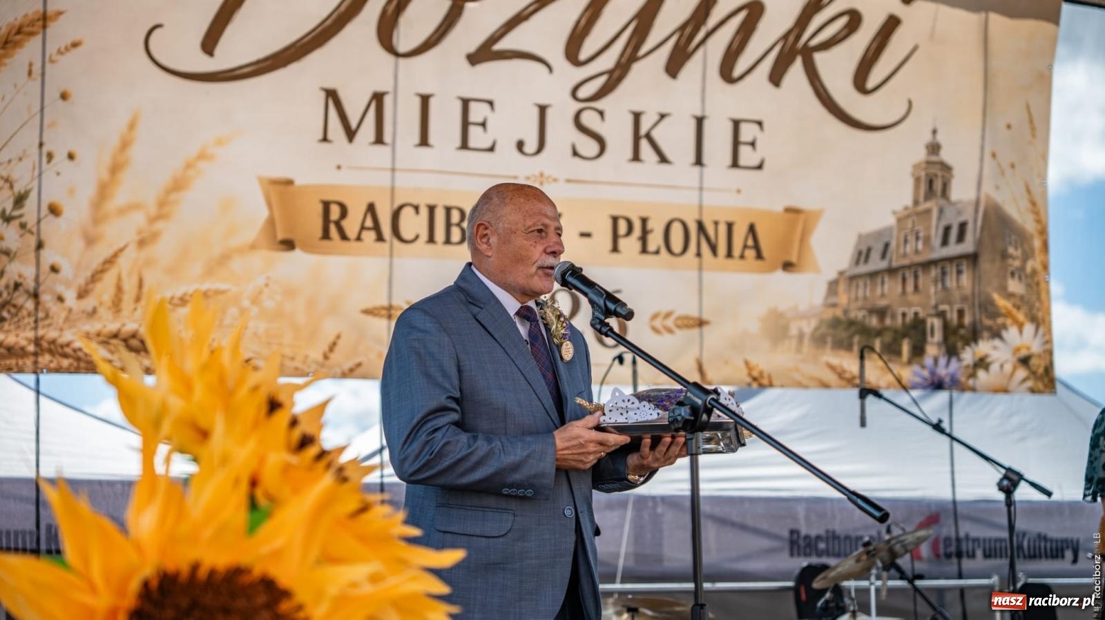 Zdjęcie w galerii na portalu naszraciborz.pl: Dożynki miejskie w Płoni. Racibórz dziękuje za plony [FOTO i WIDEO] wiadomości z regionu