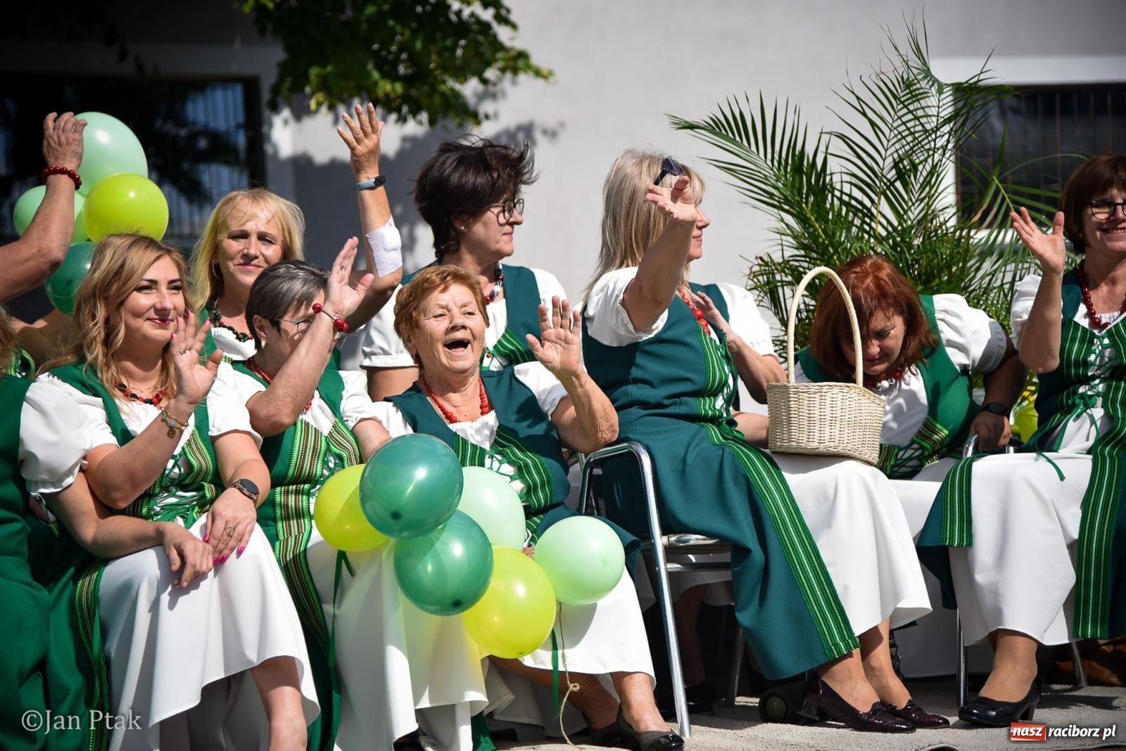 Zdjęcie w galerii na portalu naszraciborz.pl: Dożynki gminy Krzanowice w Wojnowicach. Za nami uroczysty korowód [FOTO i WIDEO] wiadomości z regionu