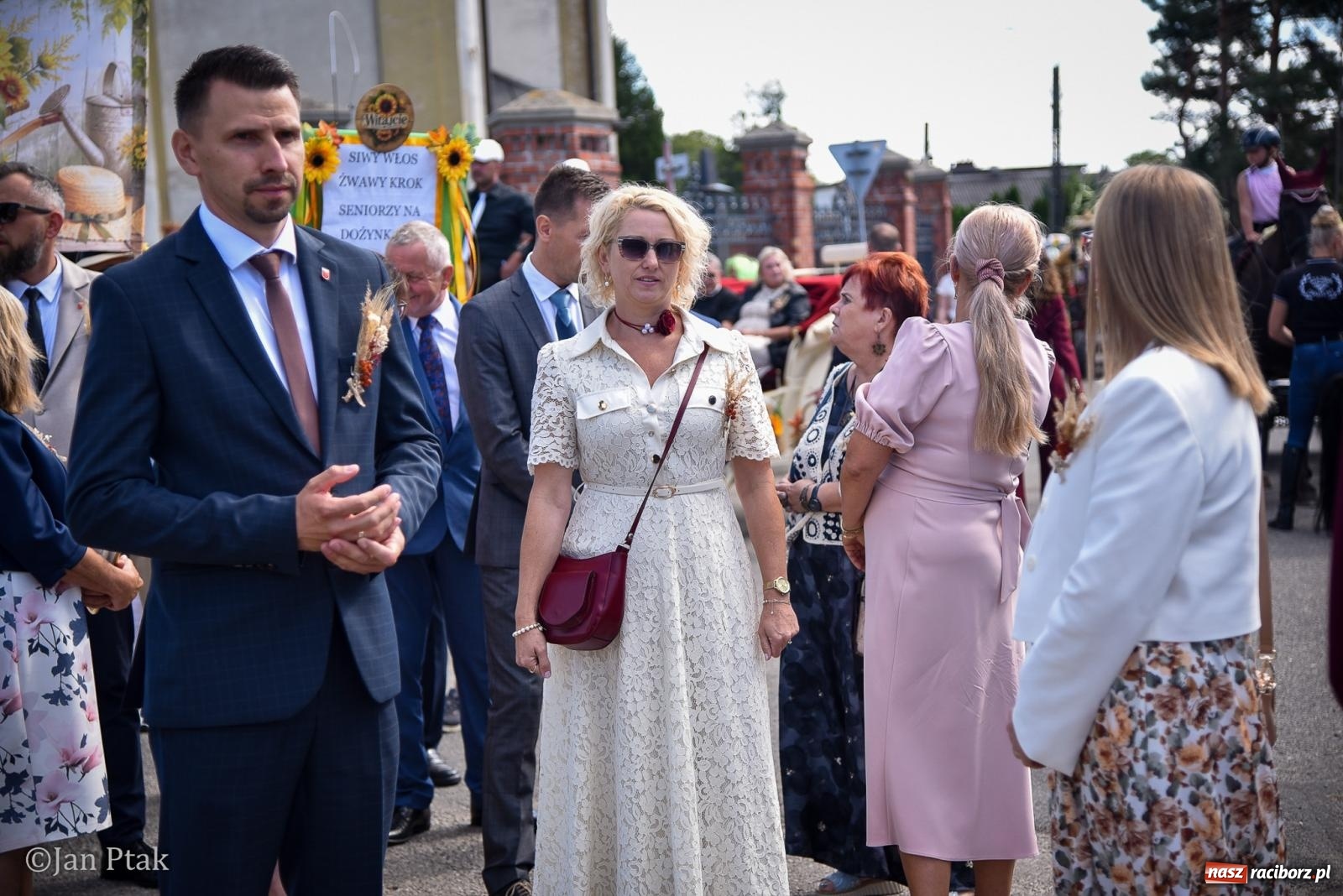 Zdjęcie w galerii na portalu naszraciborz.pl: Dożynki gminy Krzanowice w Wojnowicach. Za nami uroczysty korowód [FOTO i WIDEO] wiadomości z regionu