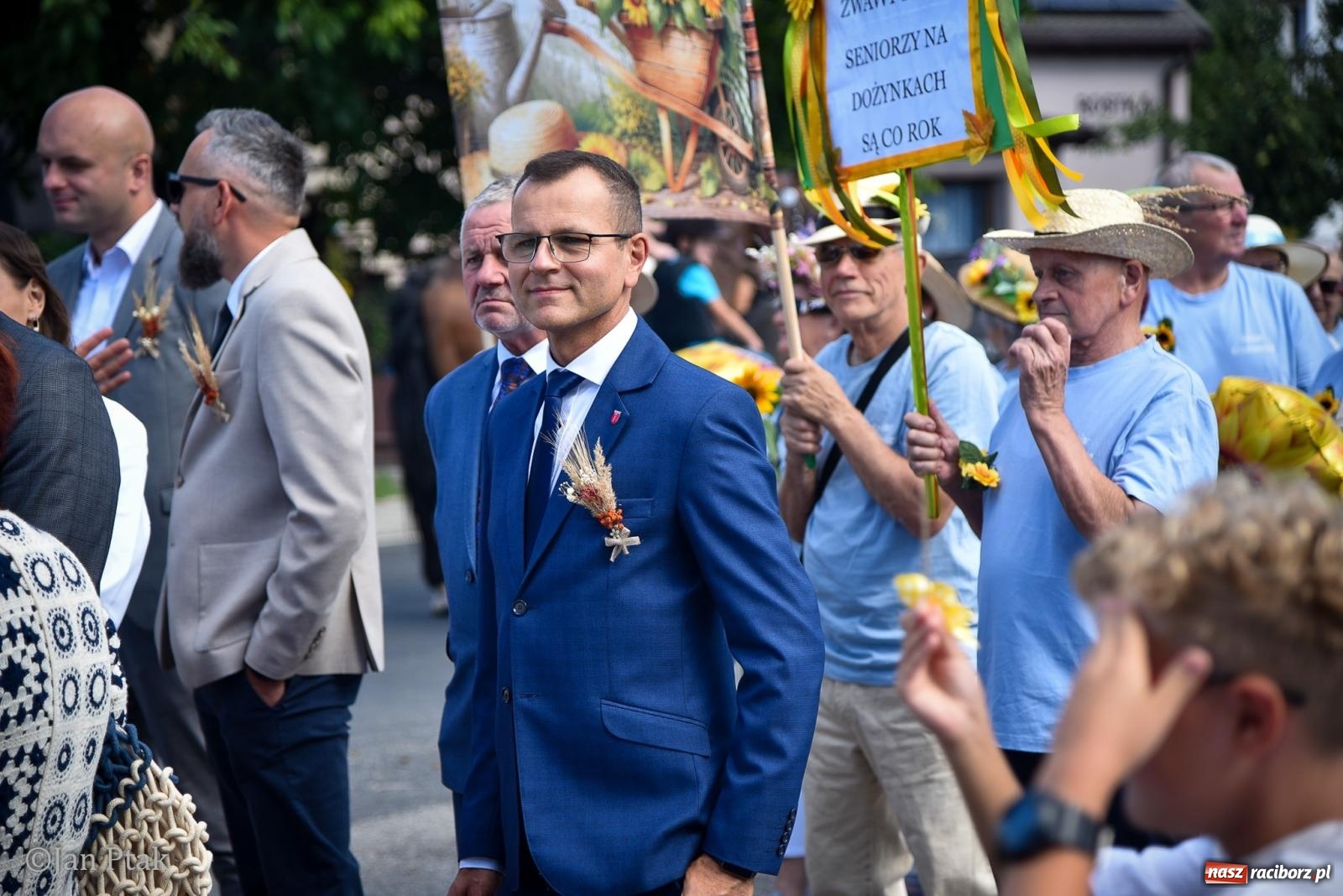 Zdjęcie w galerii na portalu naszraciborz.pl: Dożynki gminy Krzanowice w Wojnowicach. Za nami uroczysty korowód [FOTO i WIDEO] wiadomości z regionu