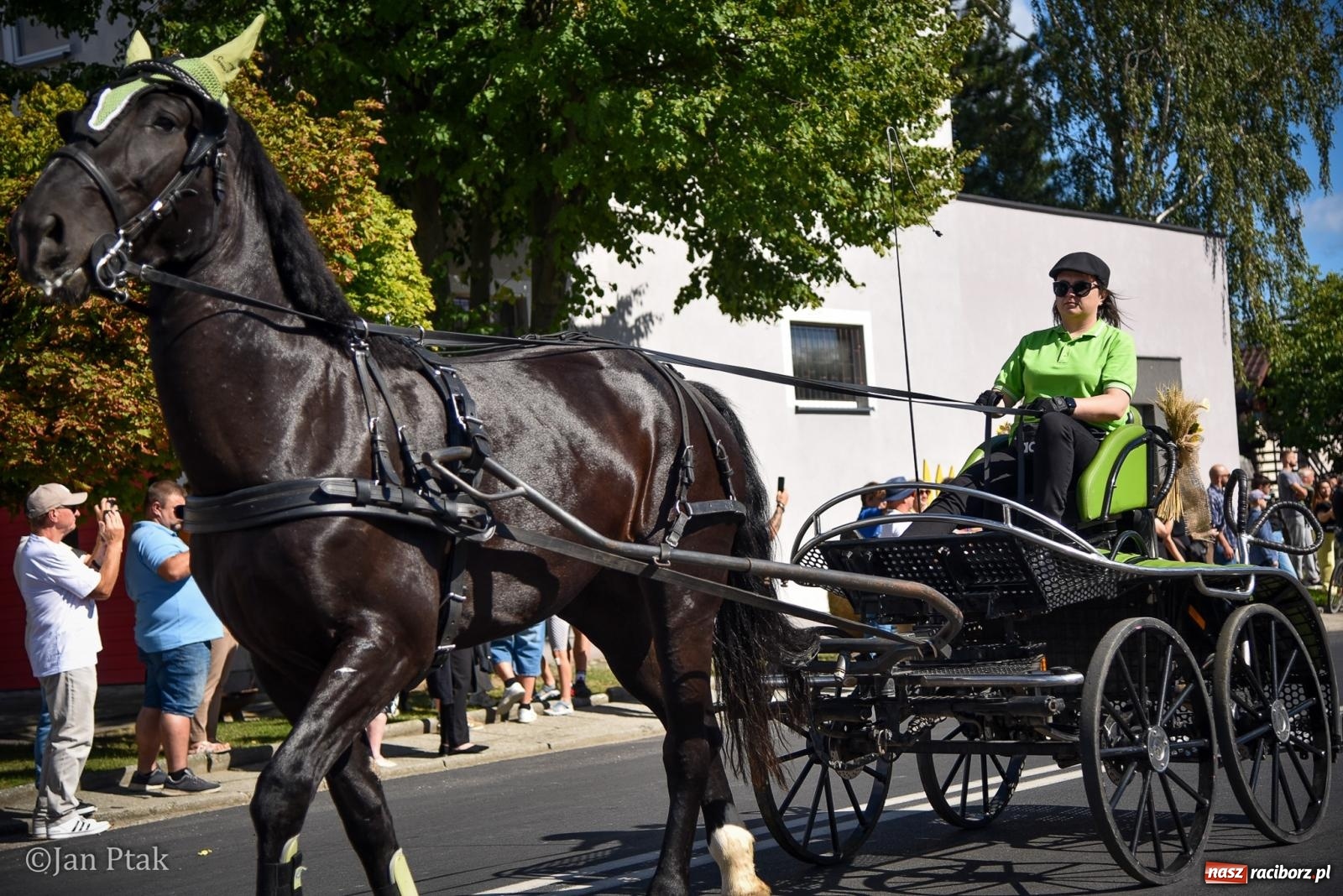 Zdjęcie w galerii na portalu naszraciborz.pl: Dożynki gminy Krzanowice w Wojnowicach. Za nami uroczysty korowód [FOTO i WIDEO] wiadomości z regionu