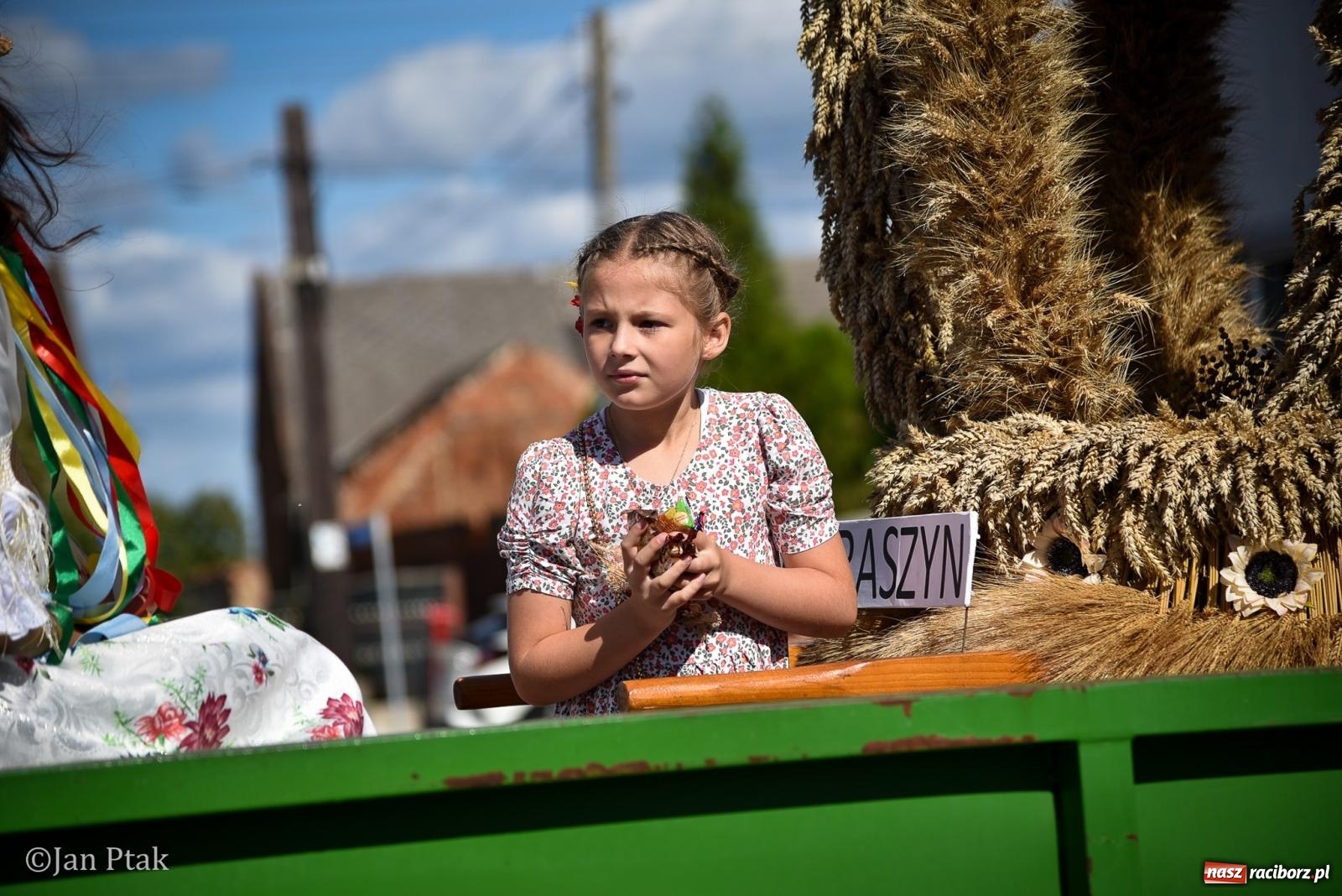 Zdjęcie w galerii na portalu naszraciborz.pl: Dożynki gminy Krzanowice w Wojnowicach. Za nami uroczysty korowód [FOTO i WIDEO] wiadomości z regionu