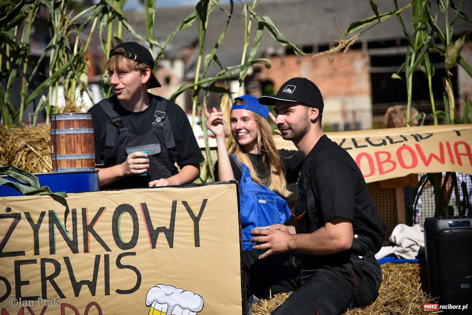 Zdjęcie w galerii na portalu naszraciborz.pl: Dożynki gminy Krzanowice w Wojnowicach. Za nami uroczysty korowód [FOTO i WIDEO] wiadomości z regionu