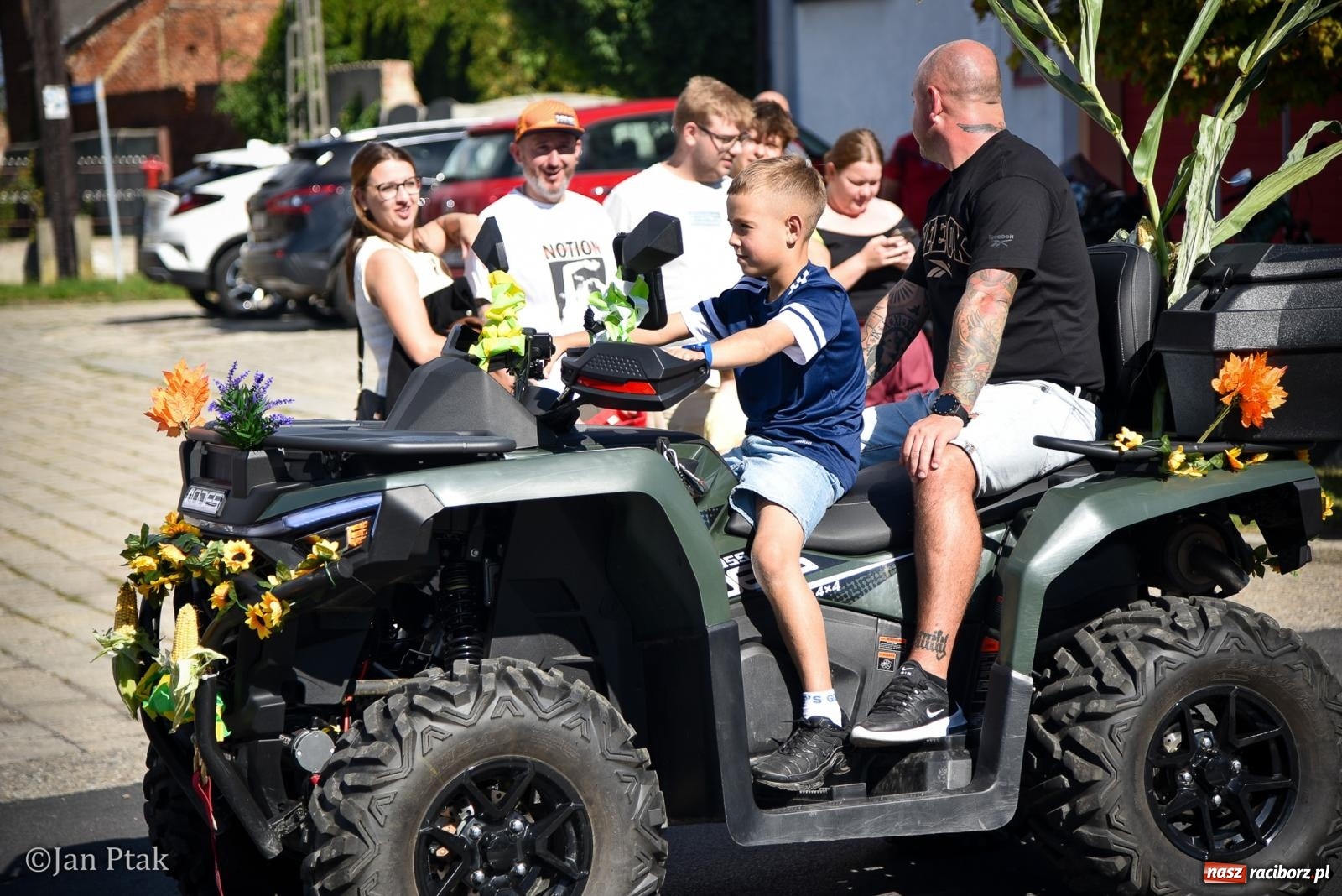 Zdjęcie w galerii na portalu naszraciborz.pl: Dożynki gminy Krzanowice w Wojnowicach. Za nami uroczysty korowód [FOTO i WIDEO] wiadomości z regionu