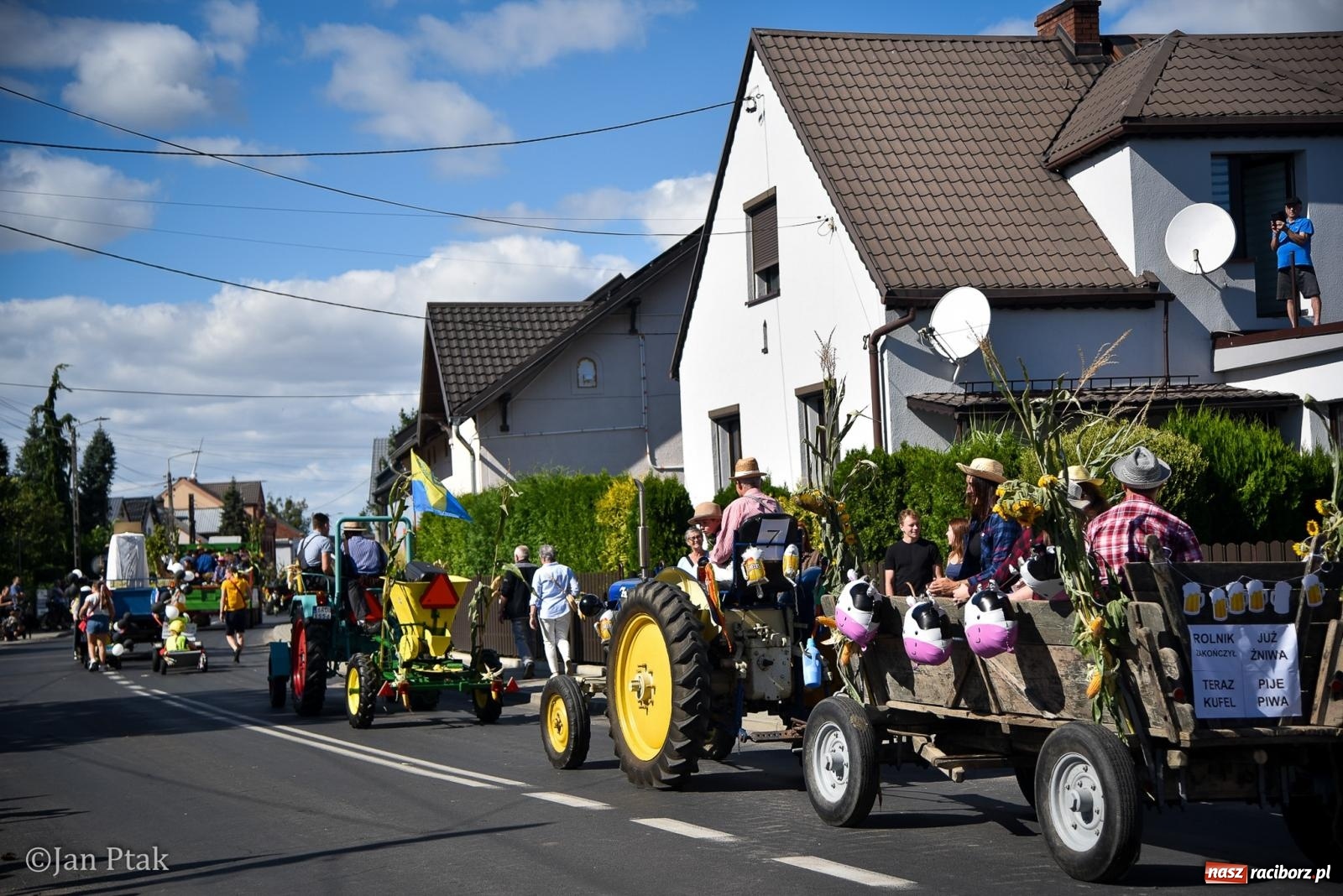 Zdjęcie w galerii na portalu naszraciborz.pl: Dożynki gminy Krzanowice w Wojnowicach. Za nami uroczysty korowód [FOTO i WIDEO] wiadomości z regionu