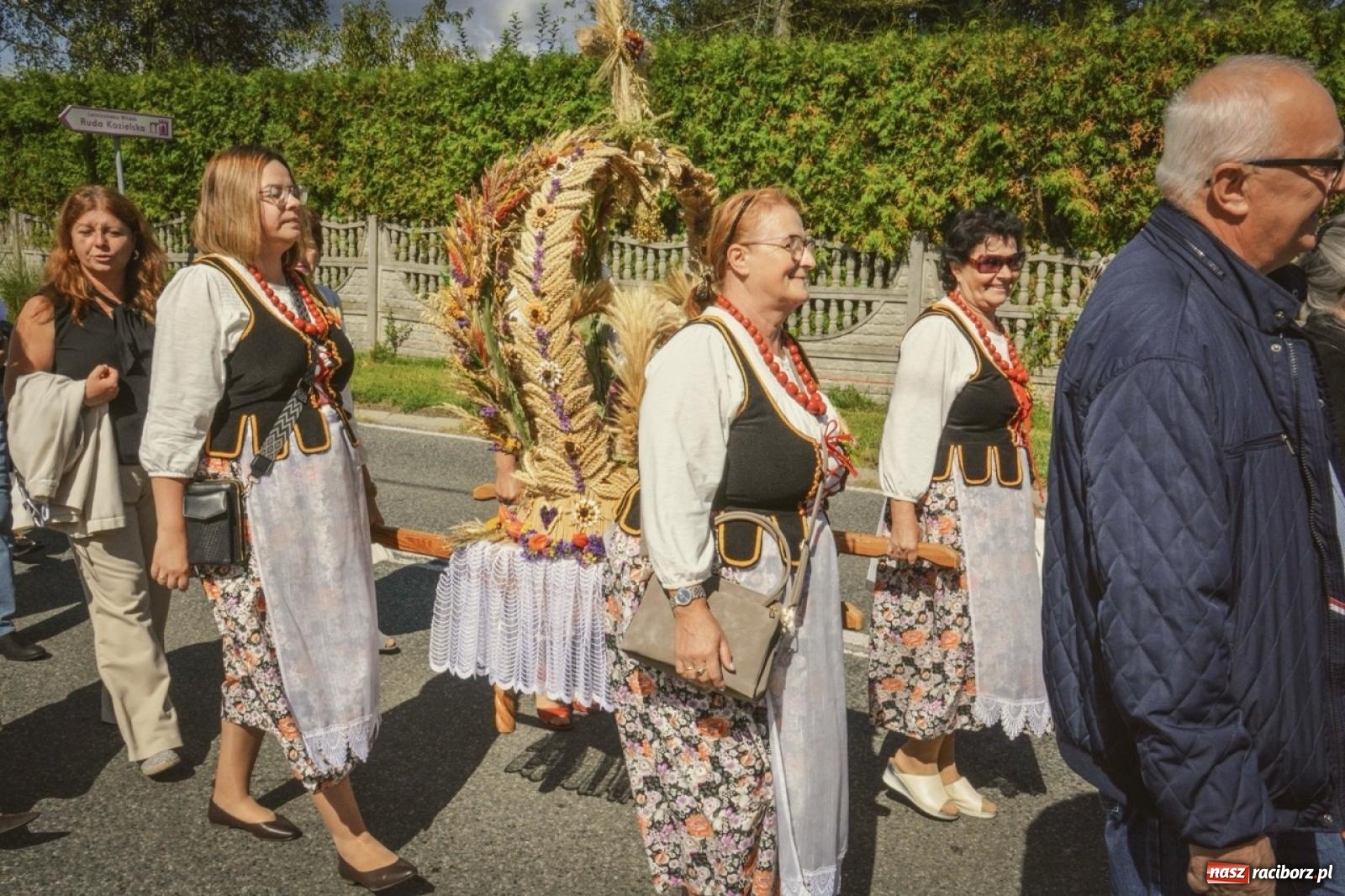 Zdjęcie w galerii na portalu naszraciborz.pl: Dożynki Gminne 2026 w Rudzie Kozielskiej. Mieszkańcy podziękowali za tegoroczne plony [FOTO i WIDEO] wiadomości z regionu