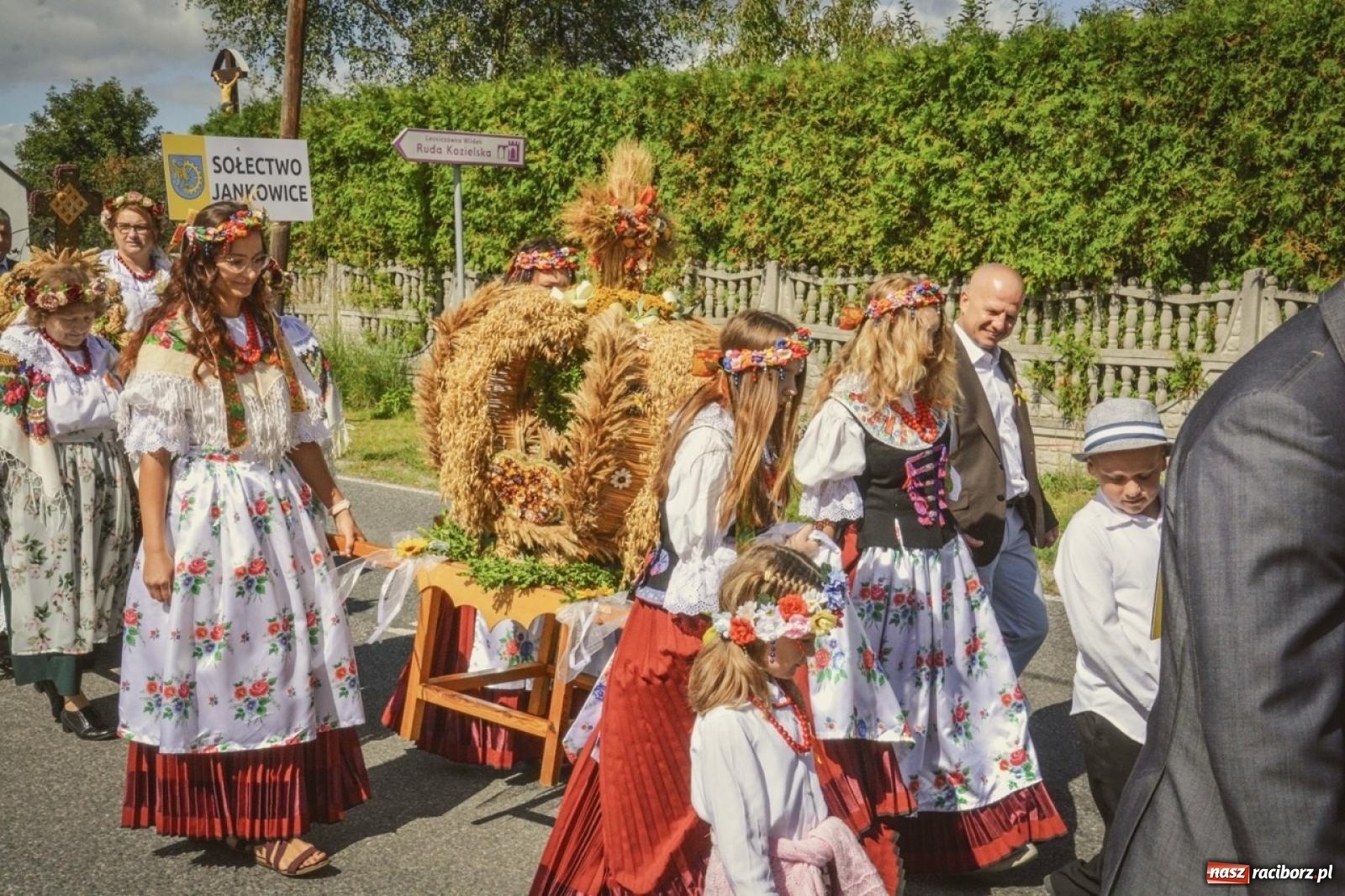 Zdjęcie w galerii na portalu naszraciborz.pl: Dożynki Gminne 2026 w Rudzie Kozielskiej. Mieszkańcy podziękowali za tegoroczne plony [FOTO i WIDEO] wiadomości z regionu