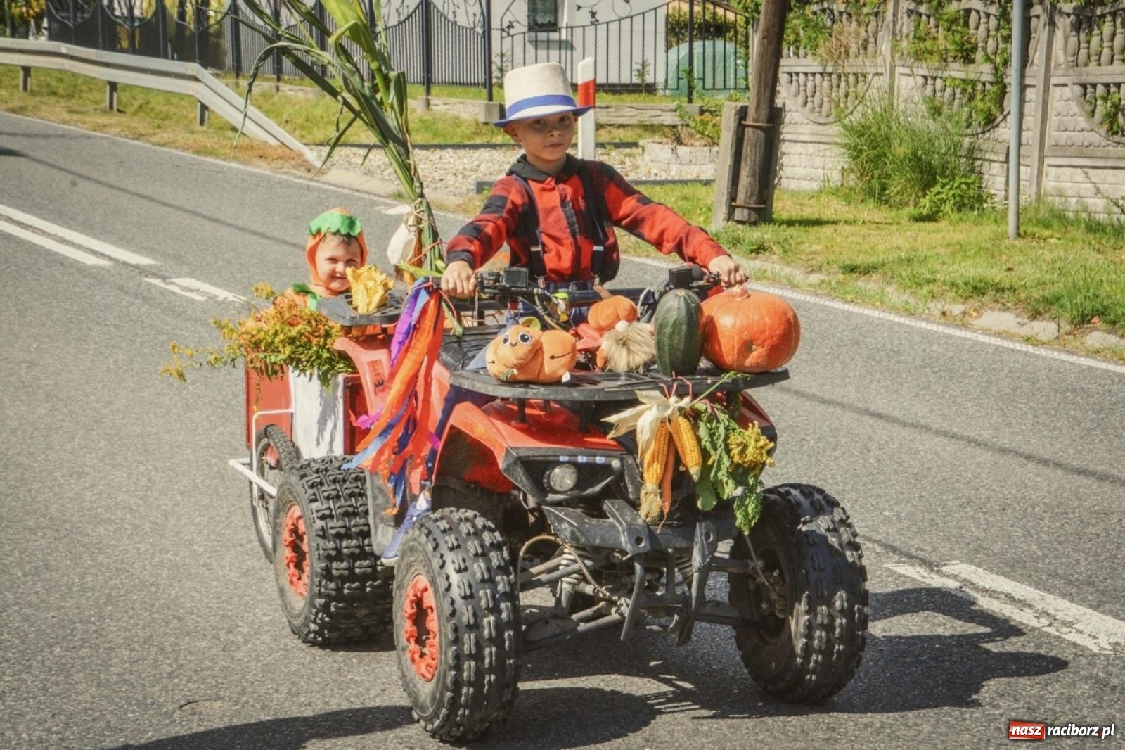 Zdjęcie w galerii na portalu naszraciborz.pl: Dożynki Gminne 2026 w Rudzie Kozielskiej. Mieszkańcy podziękowali za tegoroczne plony [FOTO i WIDEO] wiadomości z regionu