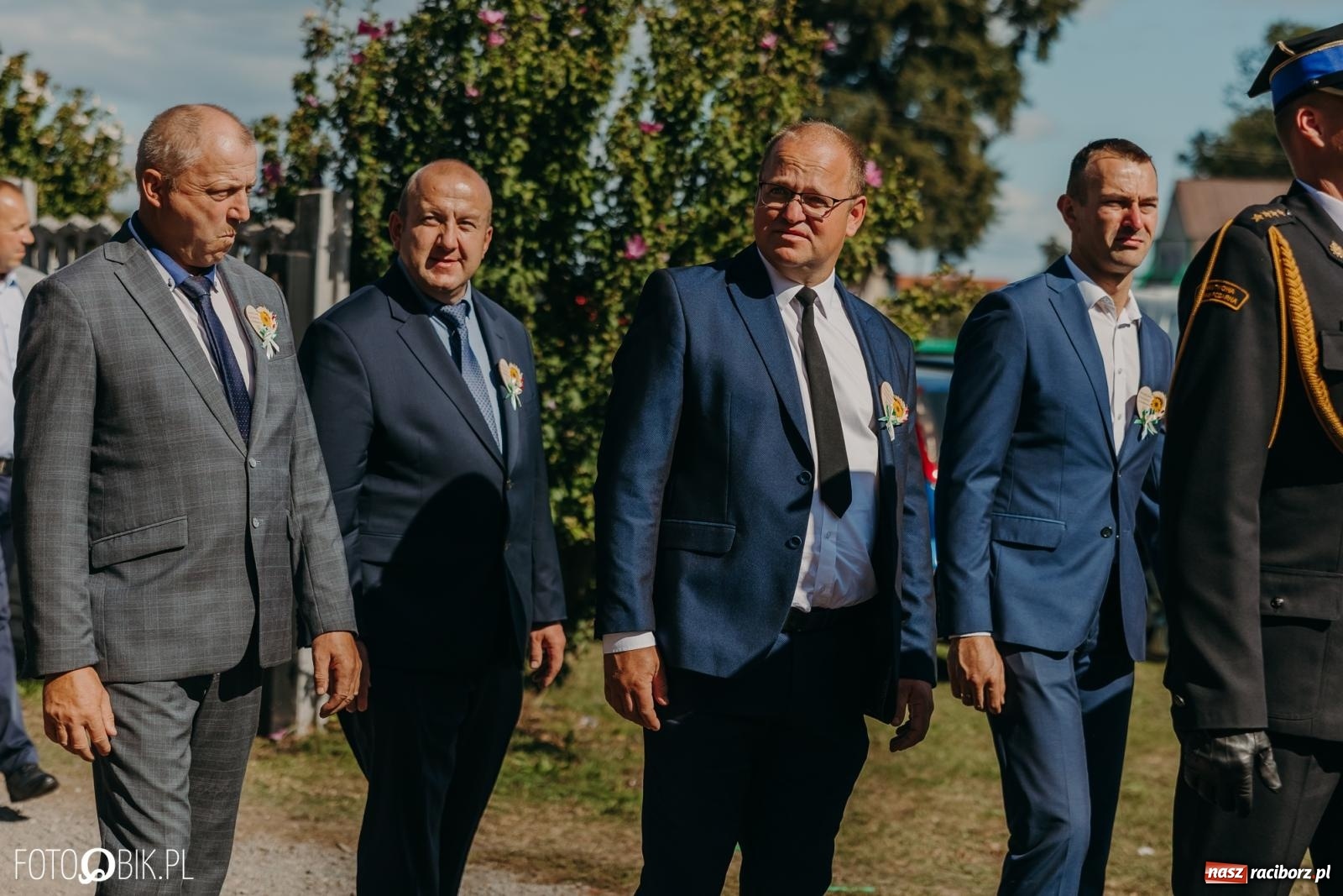 Zdjęcie w galerii na portalu naszraciborz.pl: Bieńkowice pokazały, że na śląskiej wsi potrafią się bawić. Korowód pełen humoru i nowoczesnych maszyn wiadomości z regionu