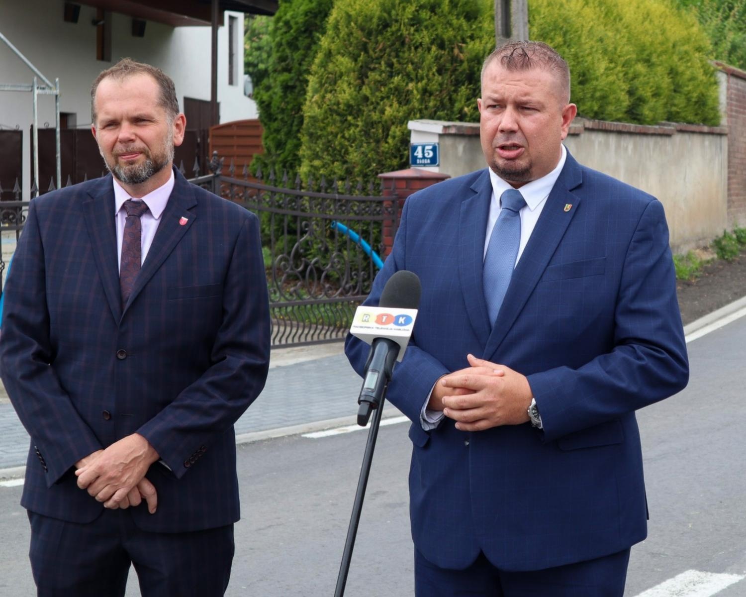 Zdjęcie w galerii na portalu naszraciborz.pl: Będzie bezpieczniej w Bojanowie. Powiat przebuduje chodnik wiadomości z regionu
