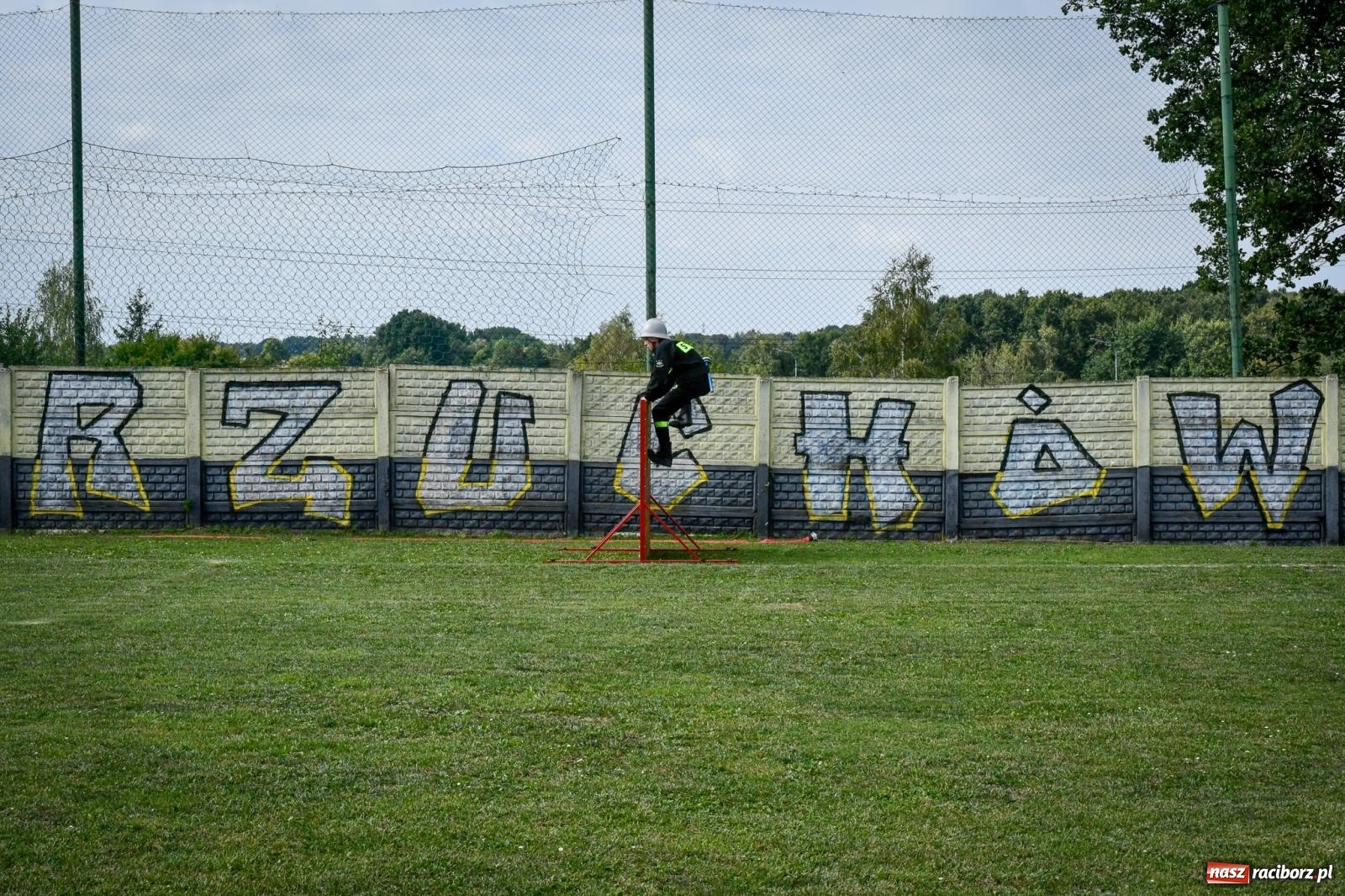 Zdjęcie w galerii na portalu naszraciborz.pl: Gminne Zawody Sportowo-Pożarnicze w Rzuchowie za nami. Poznaliśmy najlepsze drużyny strażackie gm. Kornowac wiadomości z regionu