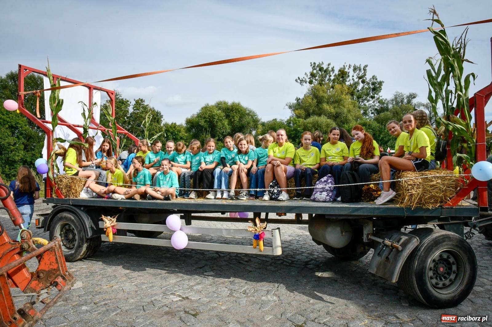 Zdjęcie w galerii na portalu naszraciborz.pl: Dożynkowa tradycja połączyła Pietrowice Wielkie, Kornice i Gródczanki wiadomości z regionu