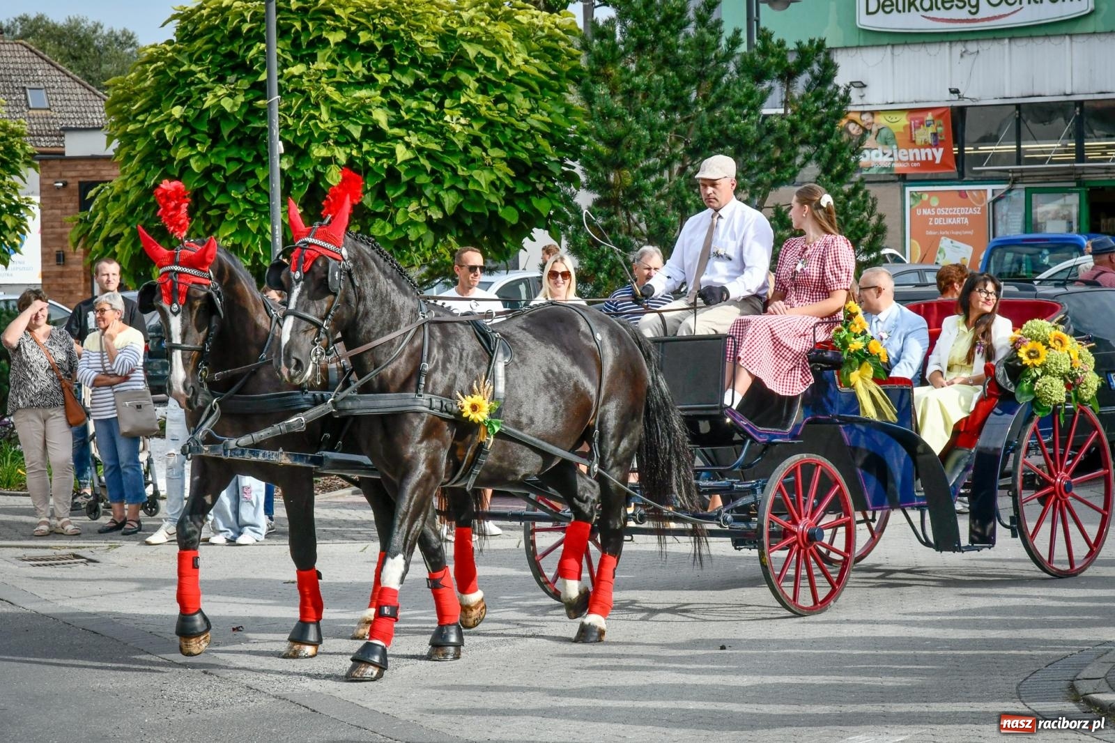 Zdjęcie w galerii na portalu naszraciborz.pl: Dożynkowa tradycja połączyła Pietrowice Wielkie, Kornice i Gródczanki wiadomości z regionu