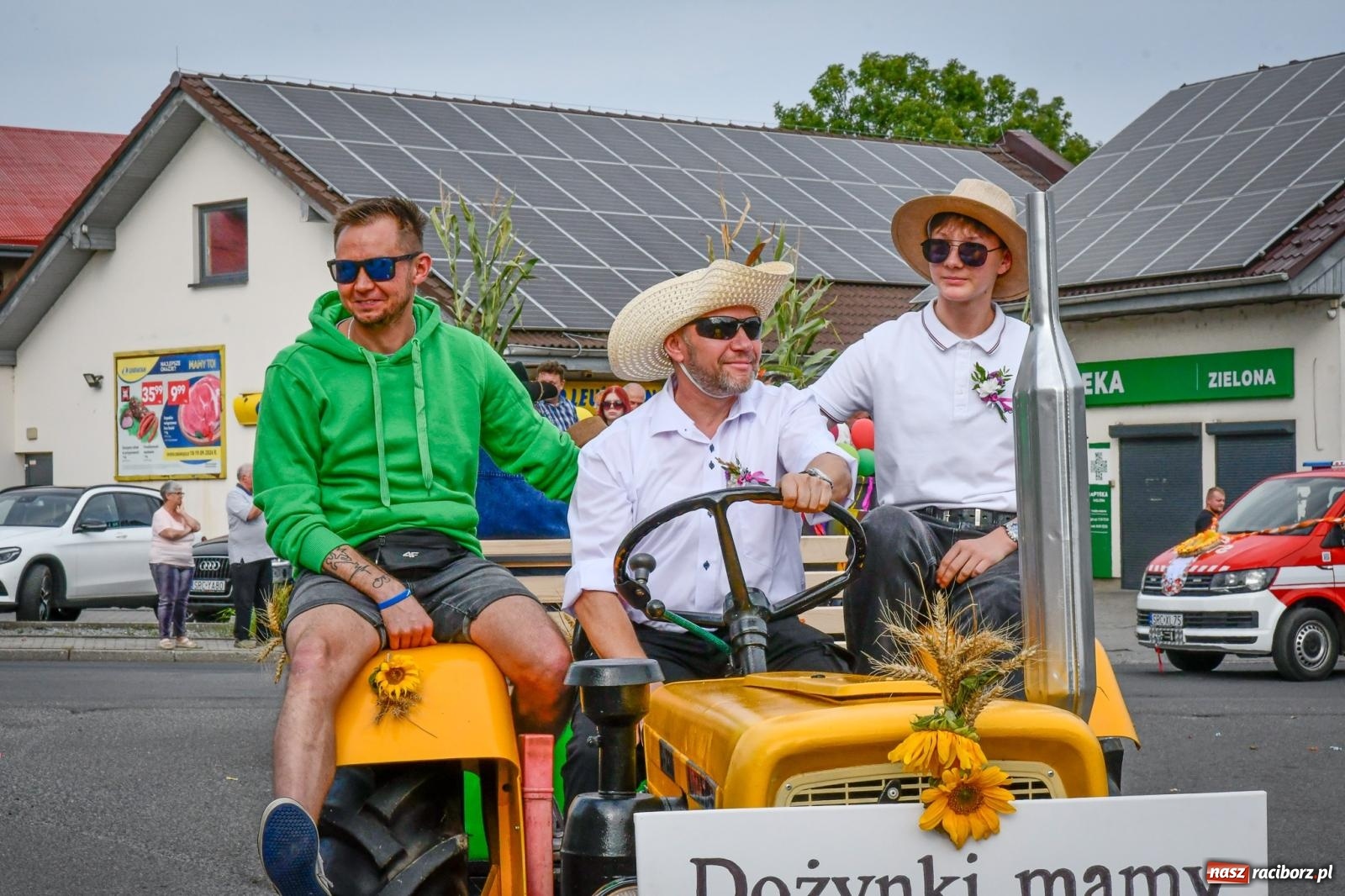 Zdjęcie w galerii na portalu naszraciborz.pl: Dożynkowa tradycja połączyła Pietrowice Wielkie, Kornice i Gródczanki wiadomości z regionu