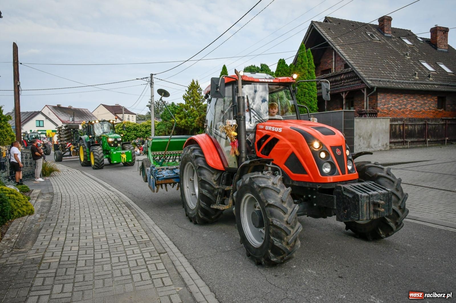Zdjęcie w galerii na portalu naszraciborz.pl: Dożynkowa tradycja połączyła Pietrowice Wielkie, Kornice i Gródczanki wiadomości z regionu
