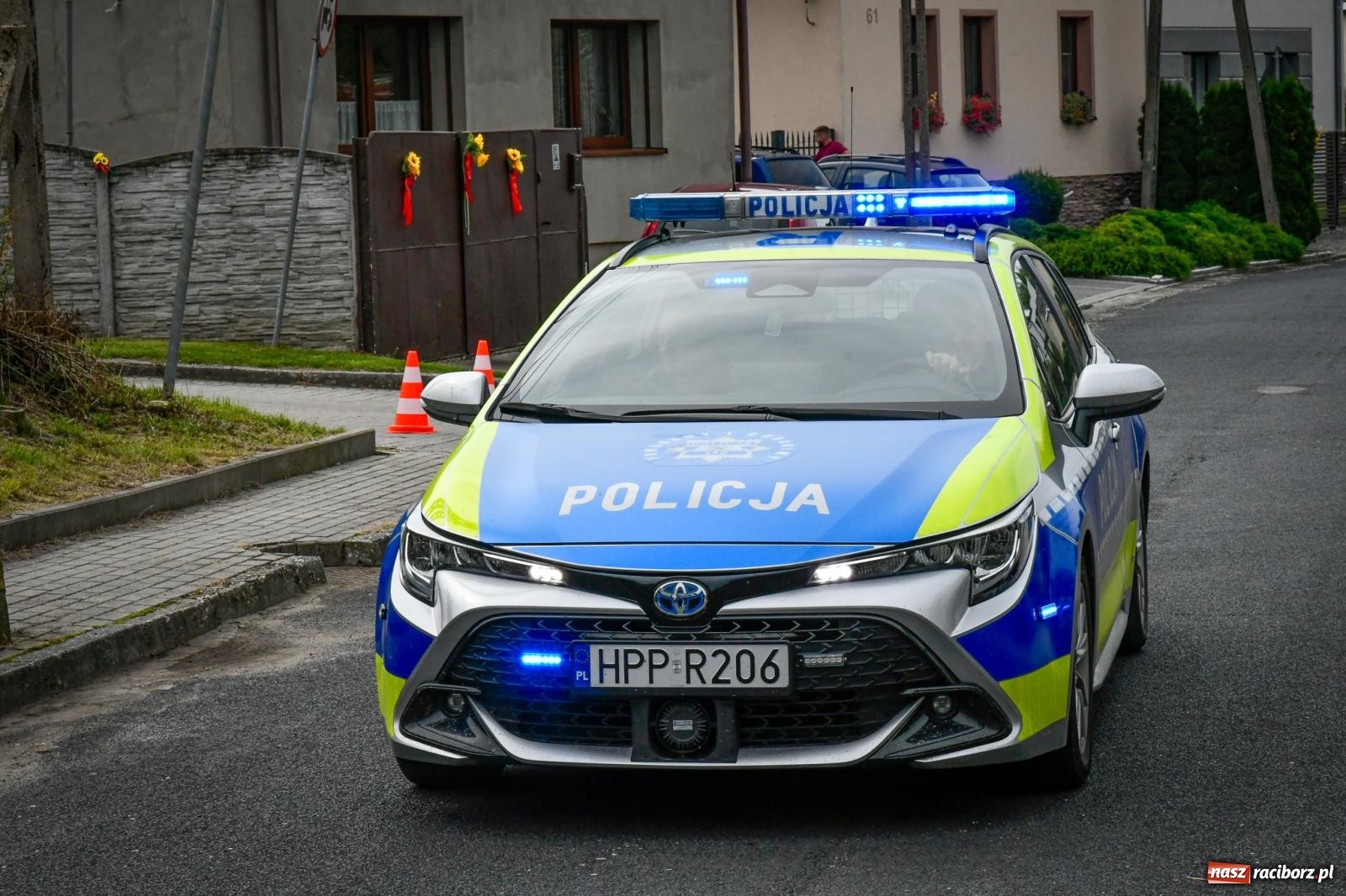 Zdjęcie w galerii na portalu naszraciborz.pl: Samborowice dożynki mają i Trumpa na nie zapraszają. Korowód przeszedł przez wieś wiadomości z regionu