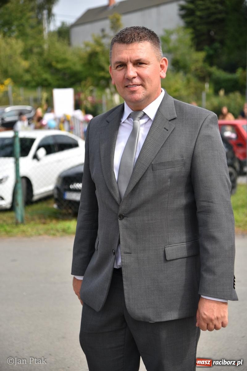 Zdjęcie w galerii na portalu naszraciborz.pl: Dożynki w Gamowie: korowód pokazał potęgę mechanizacji rolnictwa wiadomości z regionu