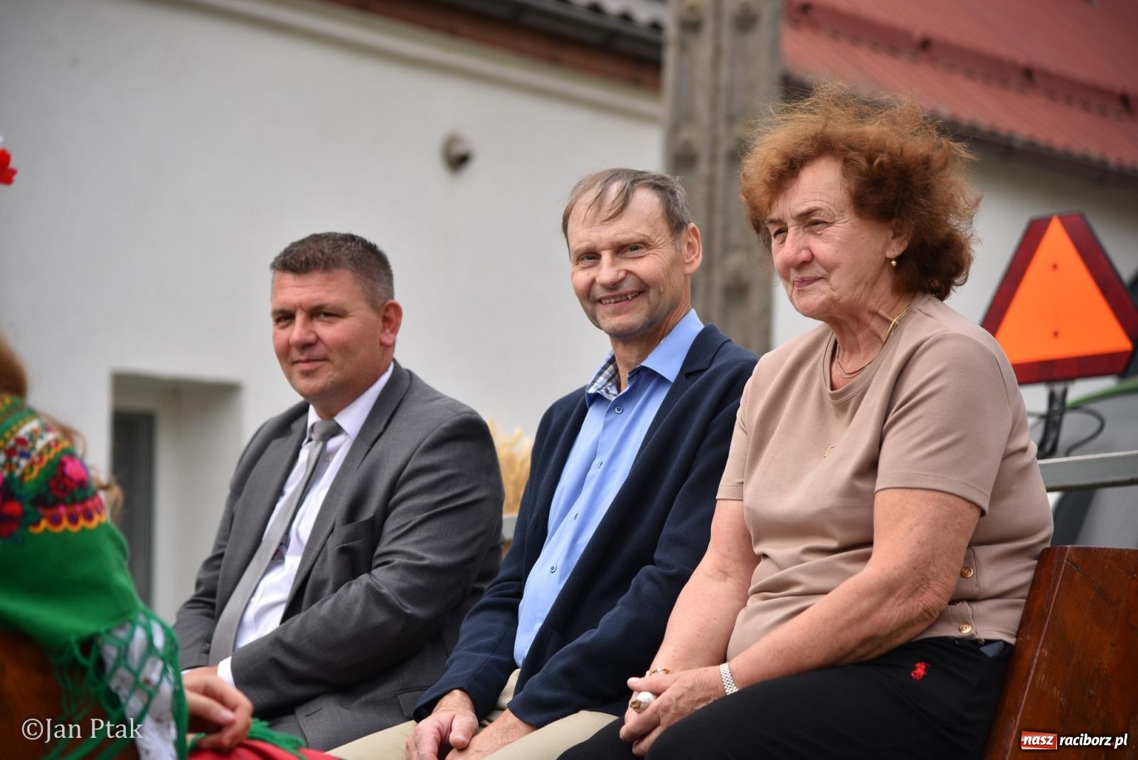 Zdjęcie w galerii na portalu naszraciborz.pl: Dożynki w Gamowie: korowód pokazał potęgę mechanizacji rolnictwa wiadomości z regionu