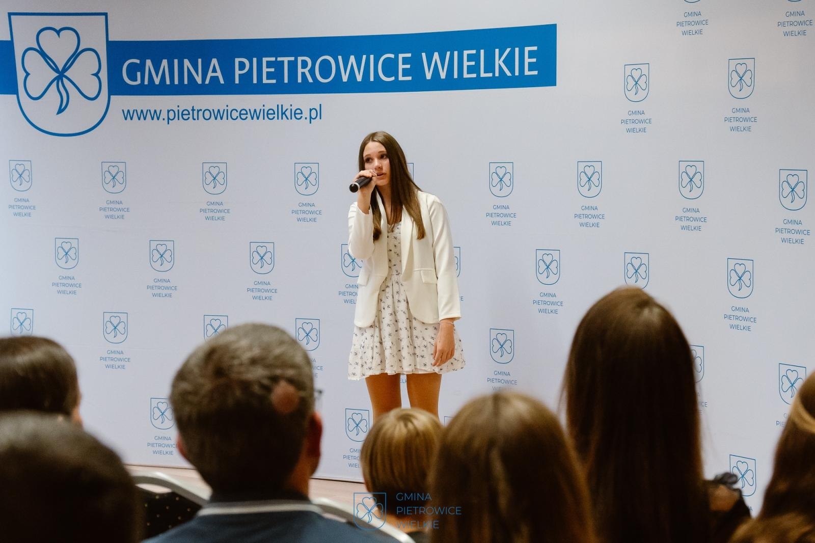 Zdjęcie w galerii na portalu naszraciborz.pl: Najlepsi z najlepszych. Nagrody Wójta Gminy Pietrowice Wielkie dla uczniów i sportowców [FOTO wiadomości z regionu