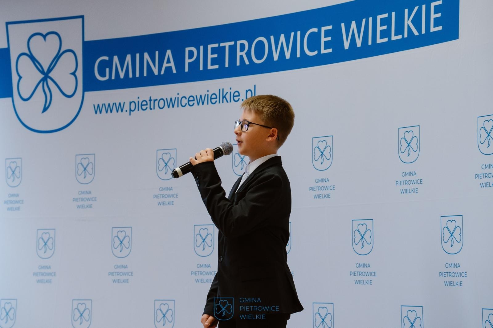Zdjęcie w galerii na portalu naszraciborz.pl: Najlepsi z najlepszych. Nagrody Wójta Gminy Pietrowice Wielkie dla uczniów i sportowców [FOTO wiadomości z regionu